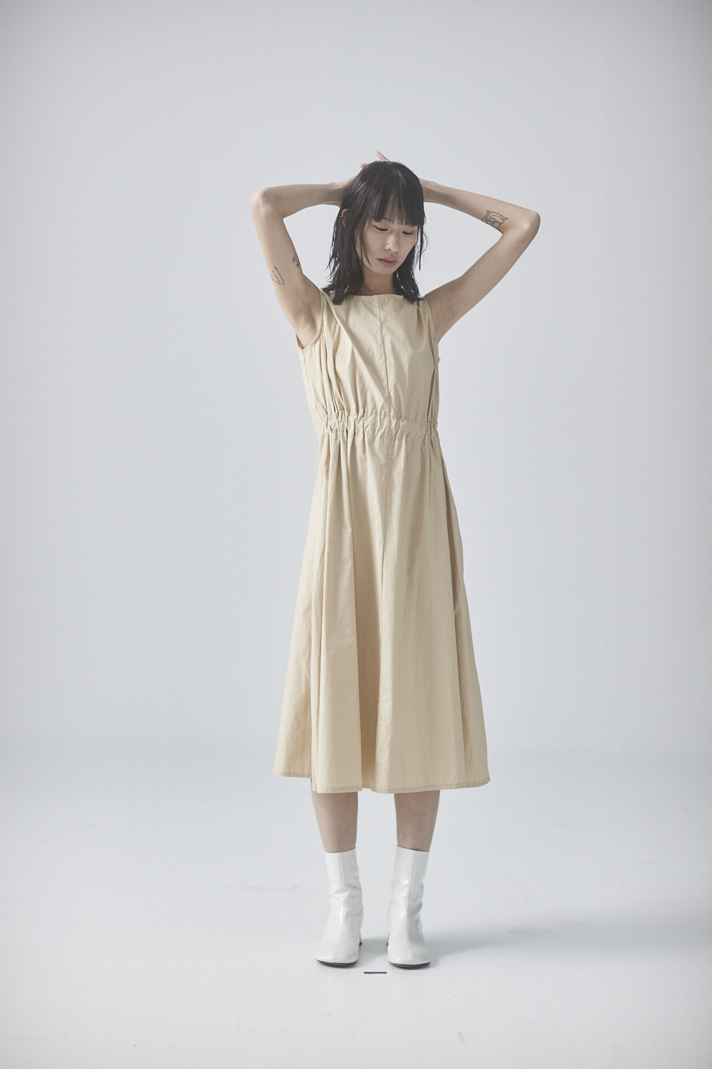 抽皺無袖洋裝