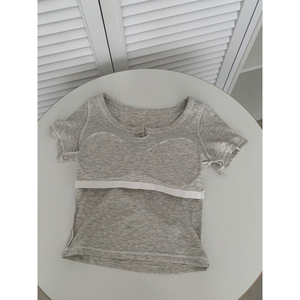 【imfine】告別負擔 有罩杯的開釦造型棉T #9384