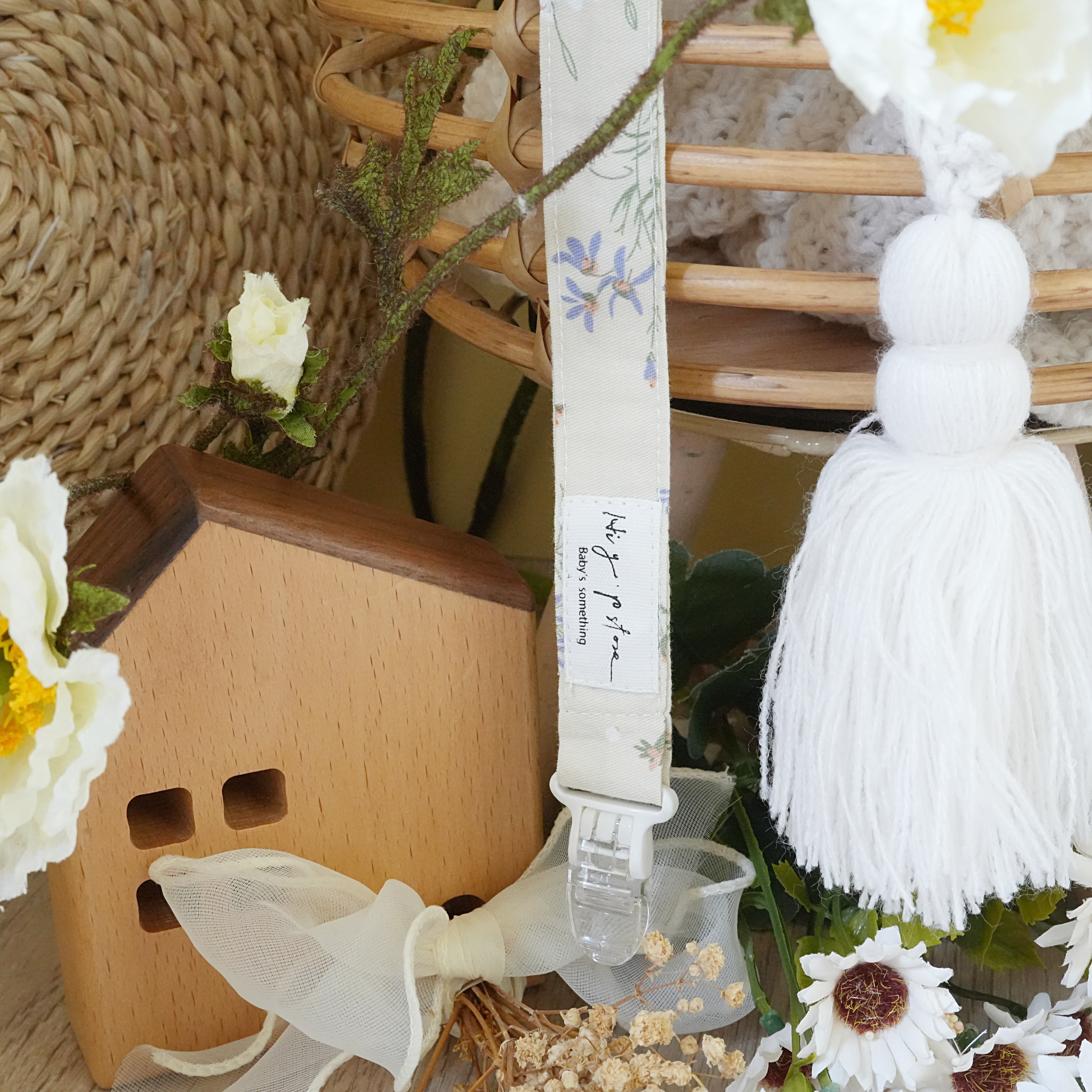 Hi Y.P store-鱷魚夾-清晨花露