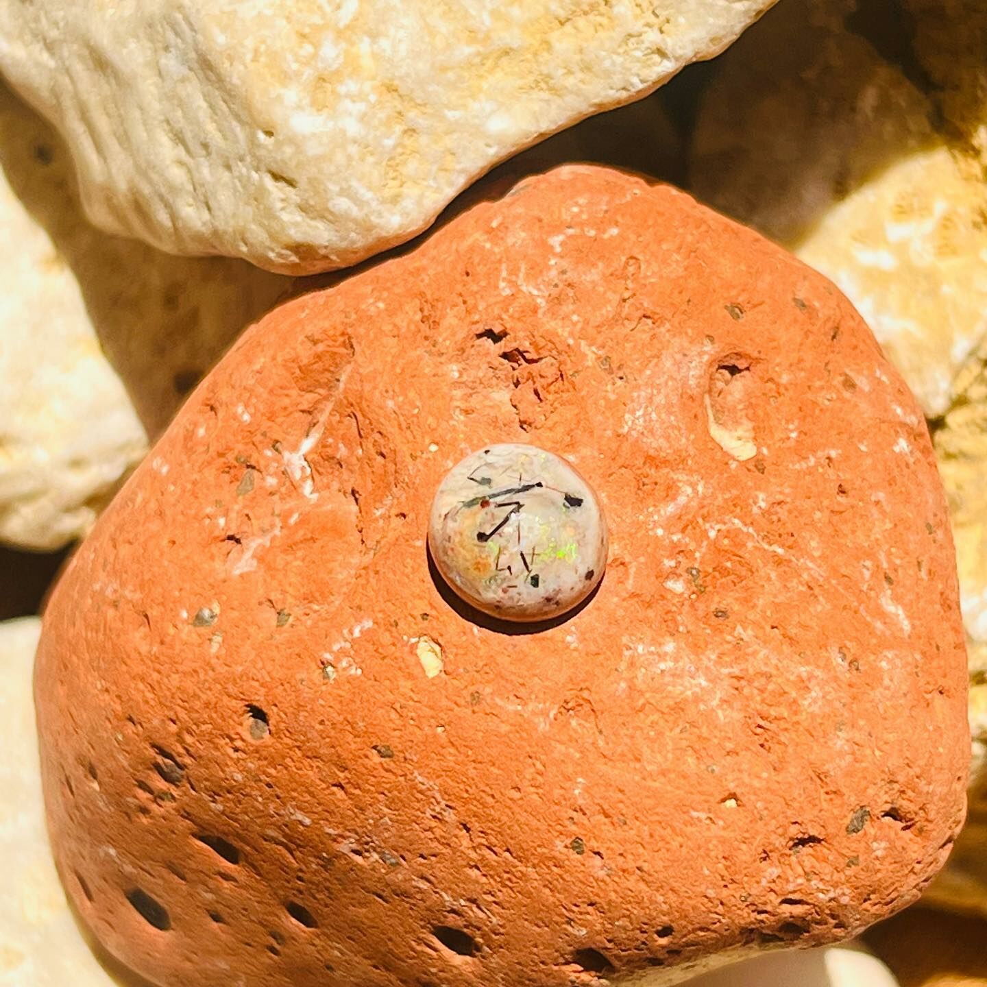 [原石] 墨西哥火蛋白石