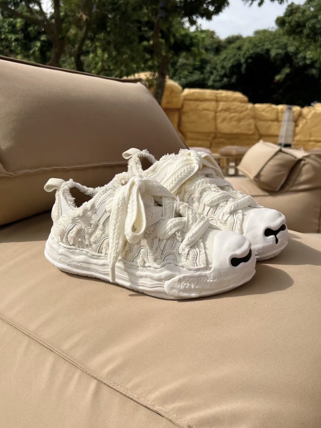 H52 開口笑奶油鞋 蛋糕鞋盒 奶白色 趙露思同款