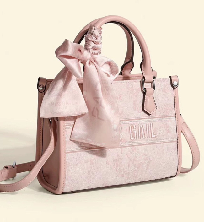 甜美刺繡超級精緻手提包 斜背包-實拍