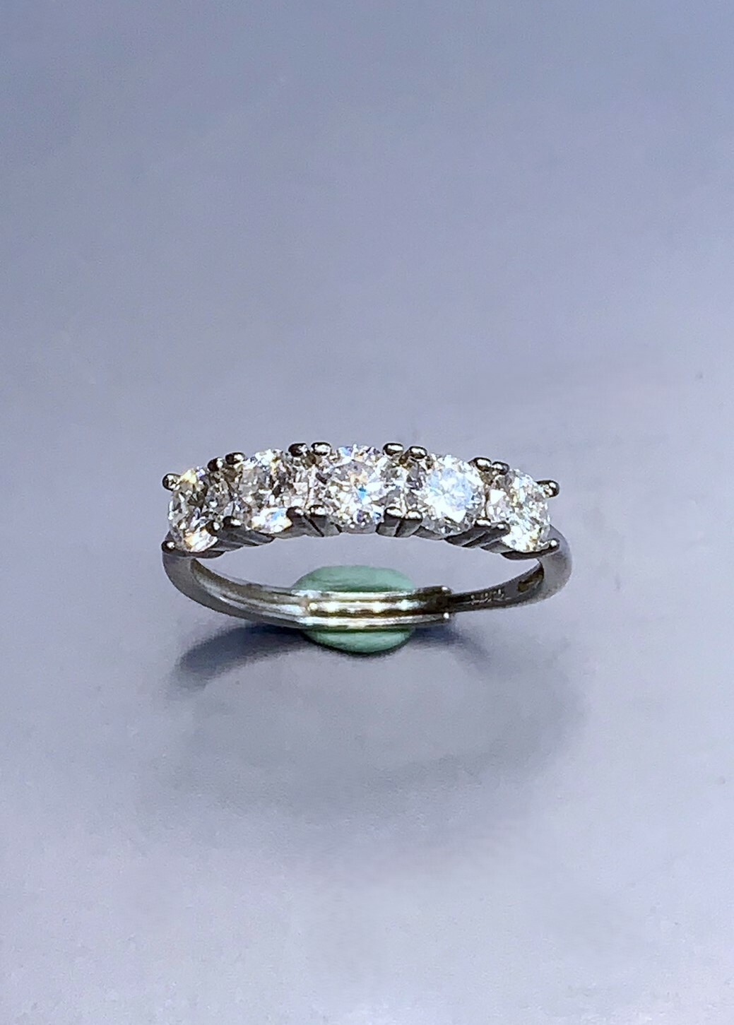 莫桑鑽銀戒丨時尚大方