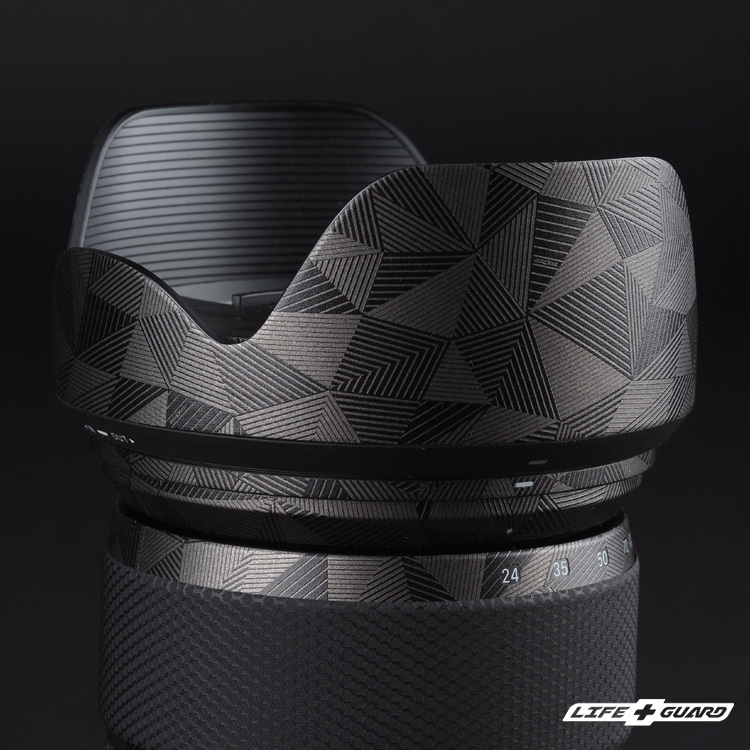 北歐鈦三角貼膜質感特寫，LIFE+GUARD 設計風格