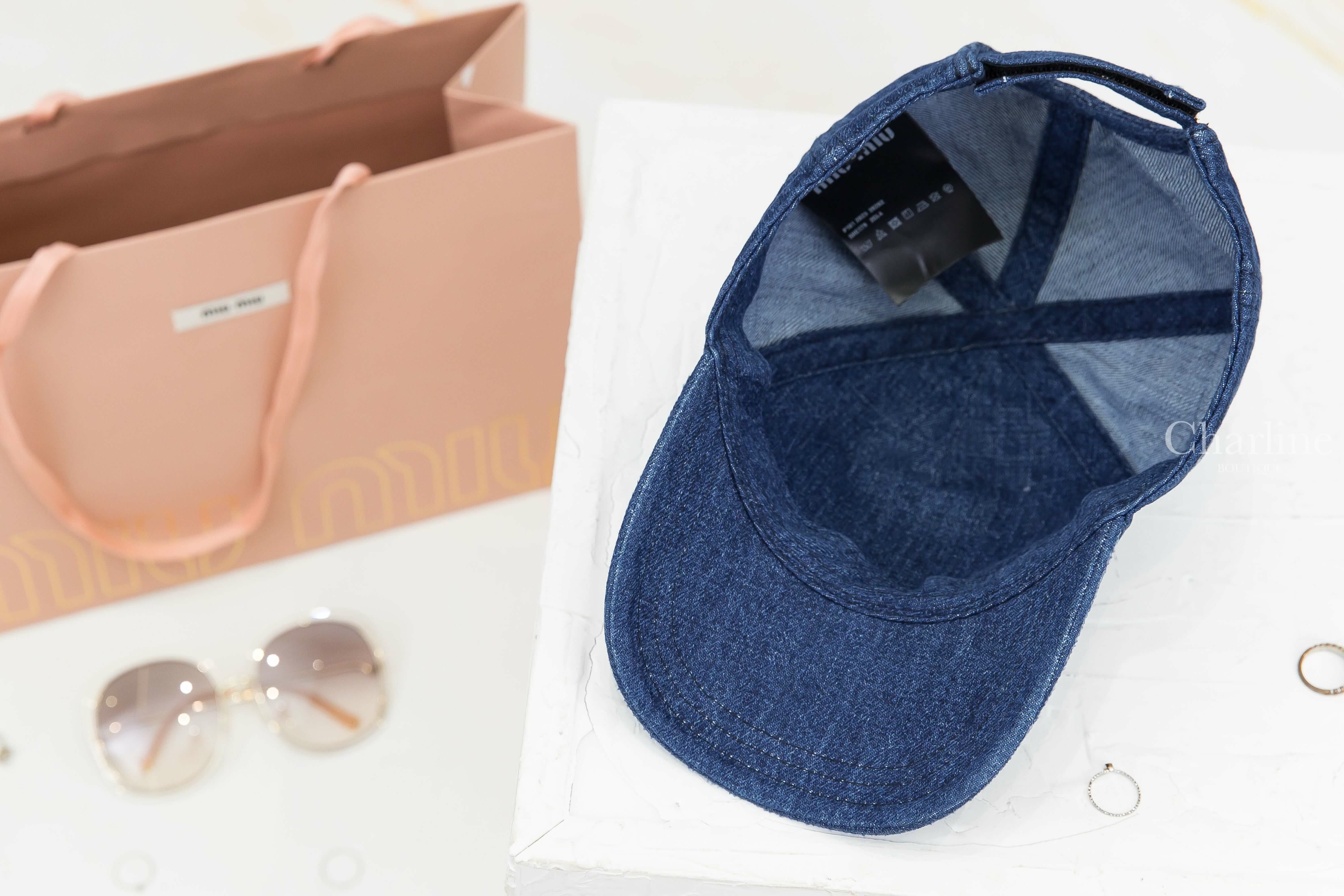 Miu Miu Denim Baseball Cap 海軍藍不修邊刺繡Logo丹寧布魔鬼氈棒球帽-Charline Boutique 精品代購