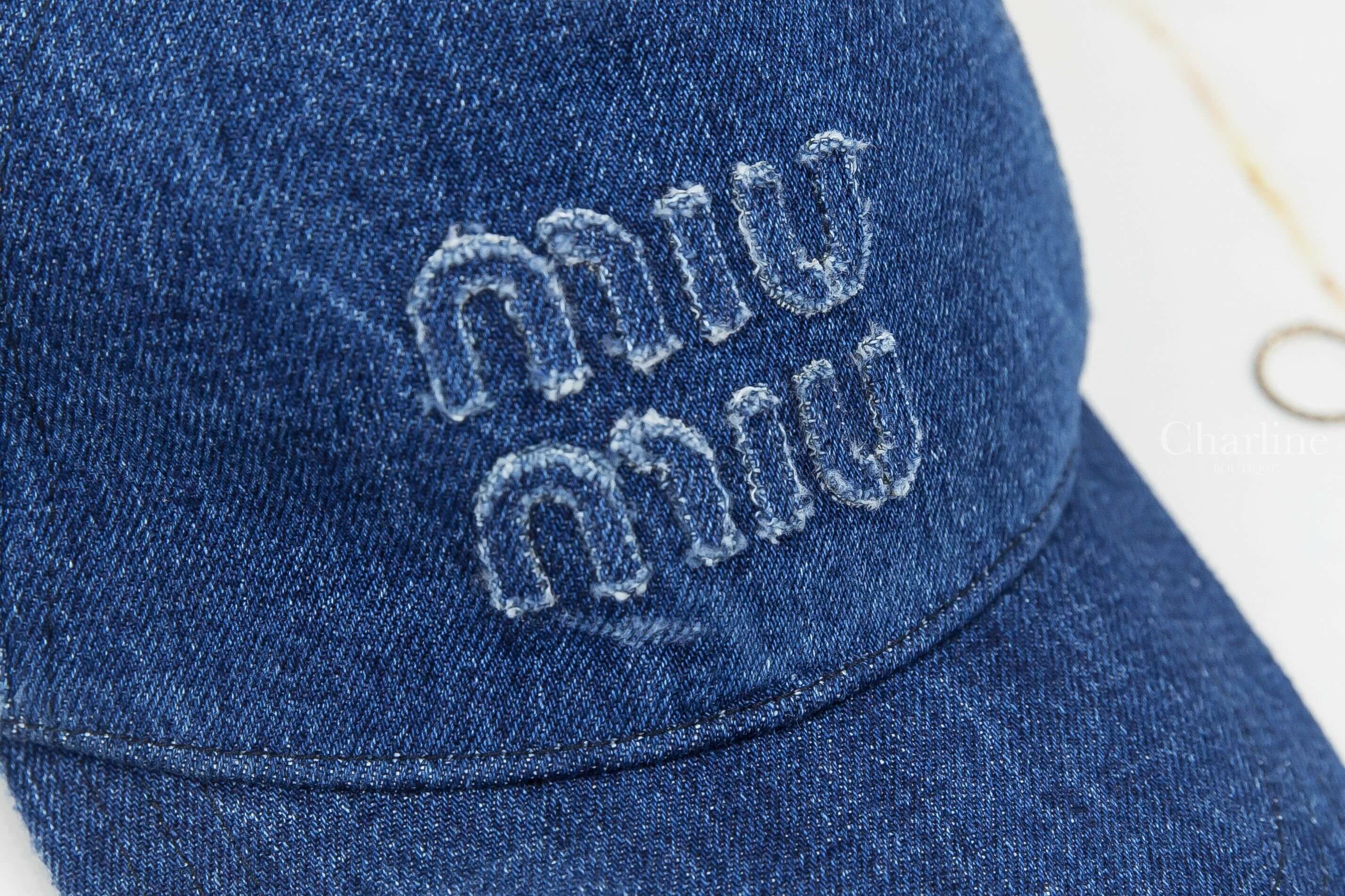 Miu Miu Denim Baseball Cap 海軍藍不修邊刺繡Logo丹寧布魔鬼氈棒球帽