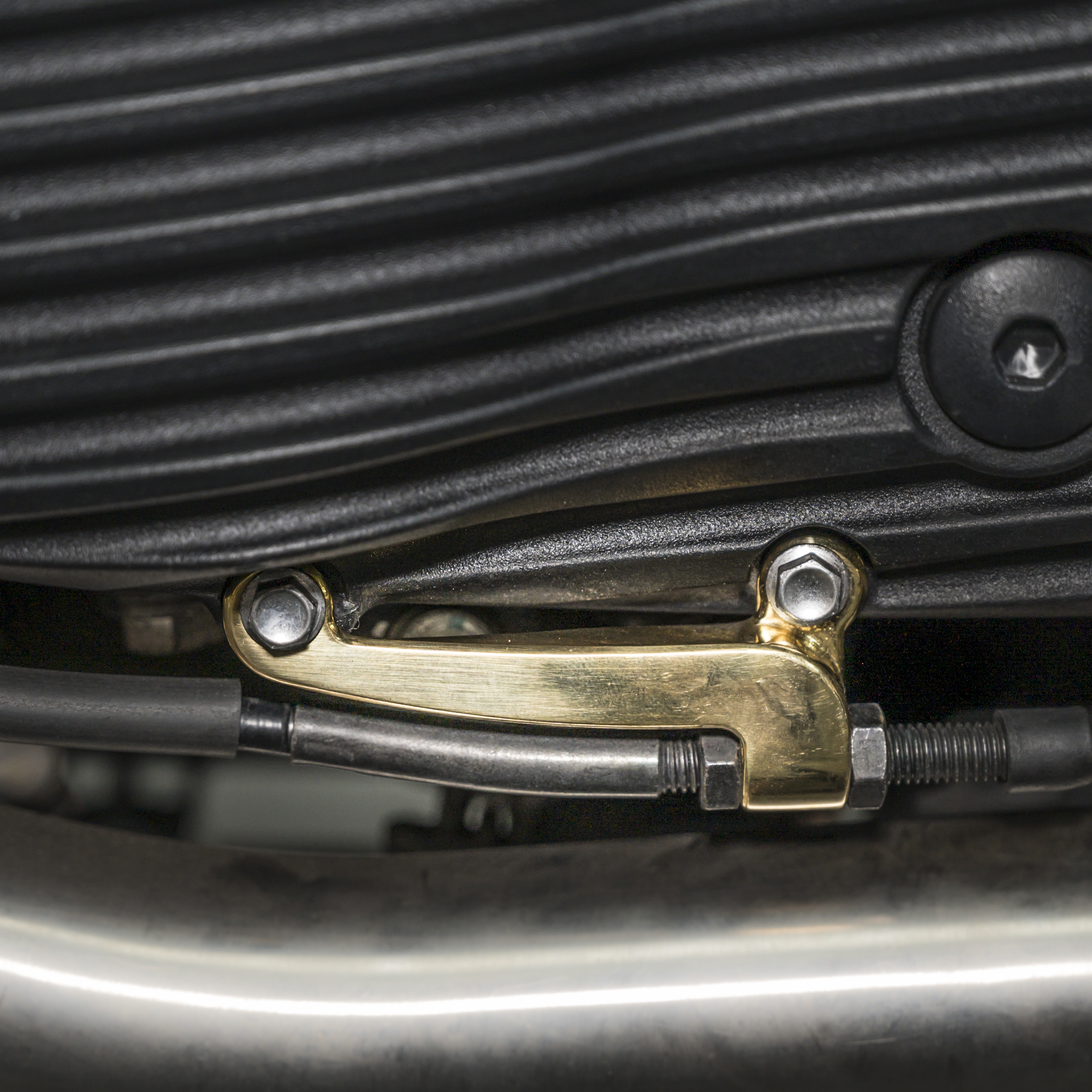 Motone 水冷凱旋專用 離合器線 拉索 支架 黃銅