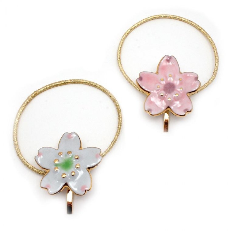 [網站限定優惠]【ARITAYAKI】 日本制陶瓷燒櫻花耳環/Haircuff