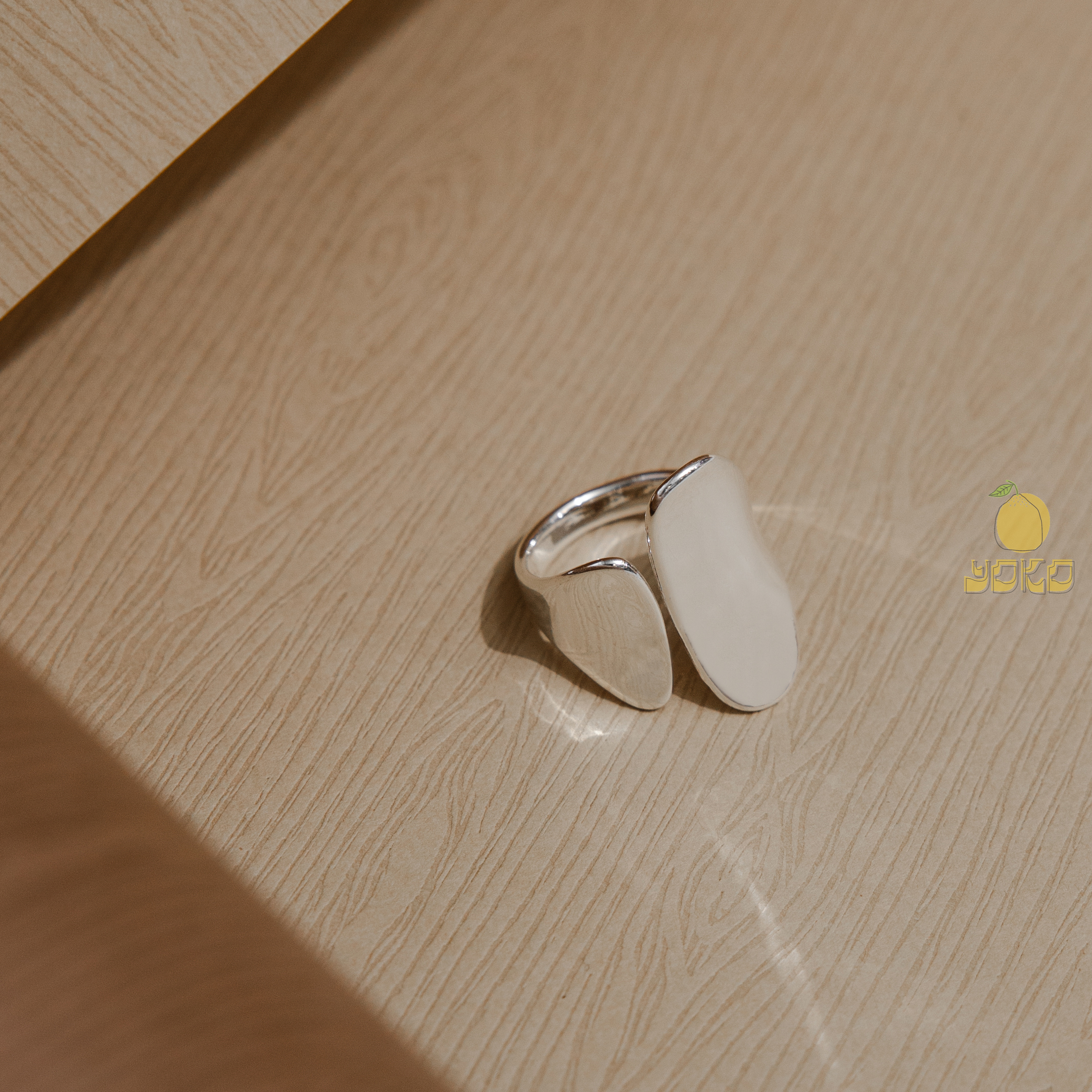 YOKO - 寬面包覆戒