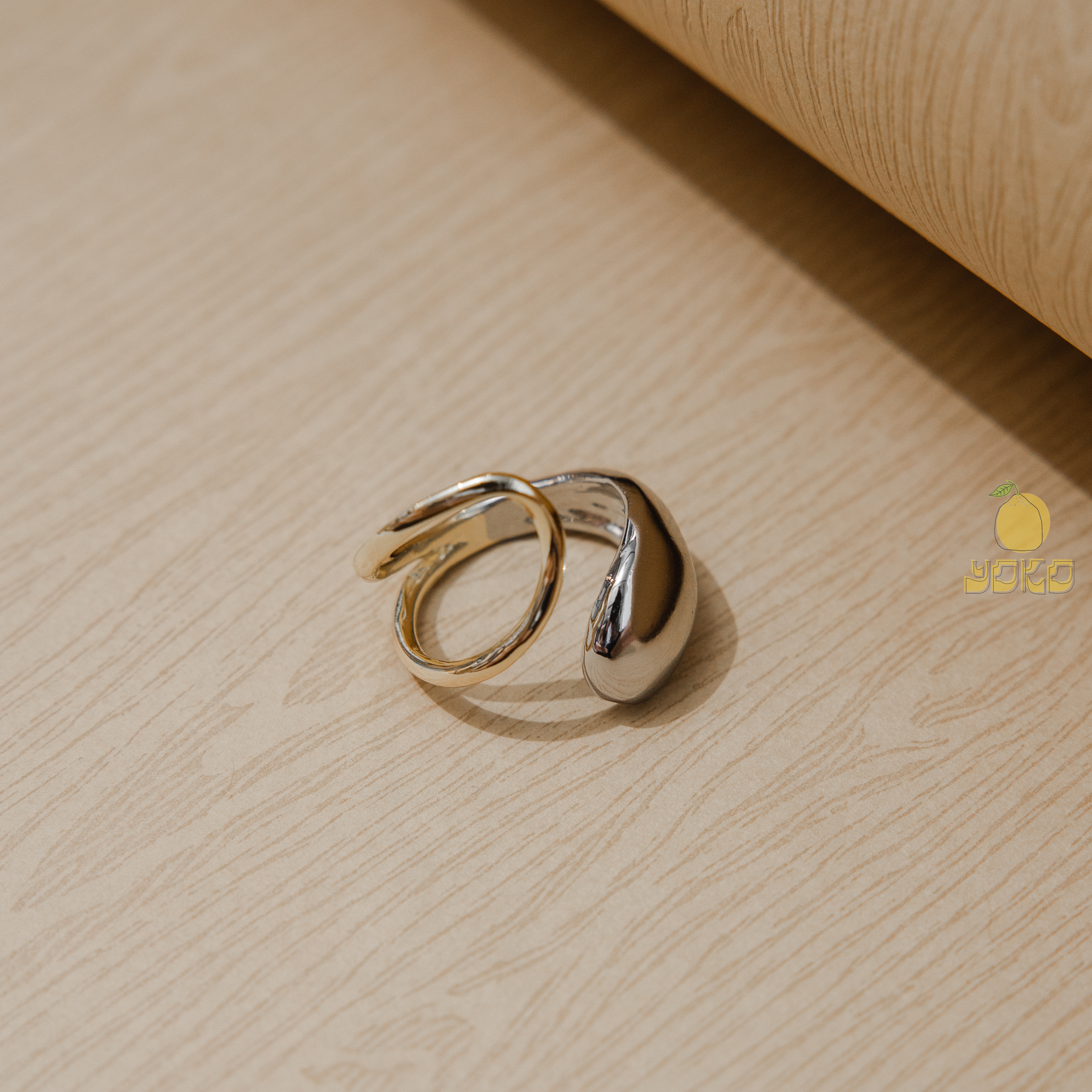 YOKO - 撞色圓球戒