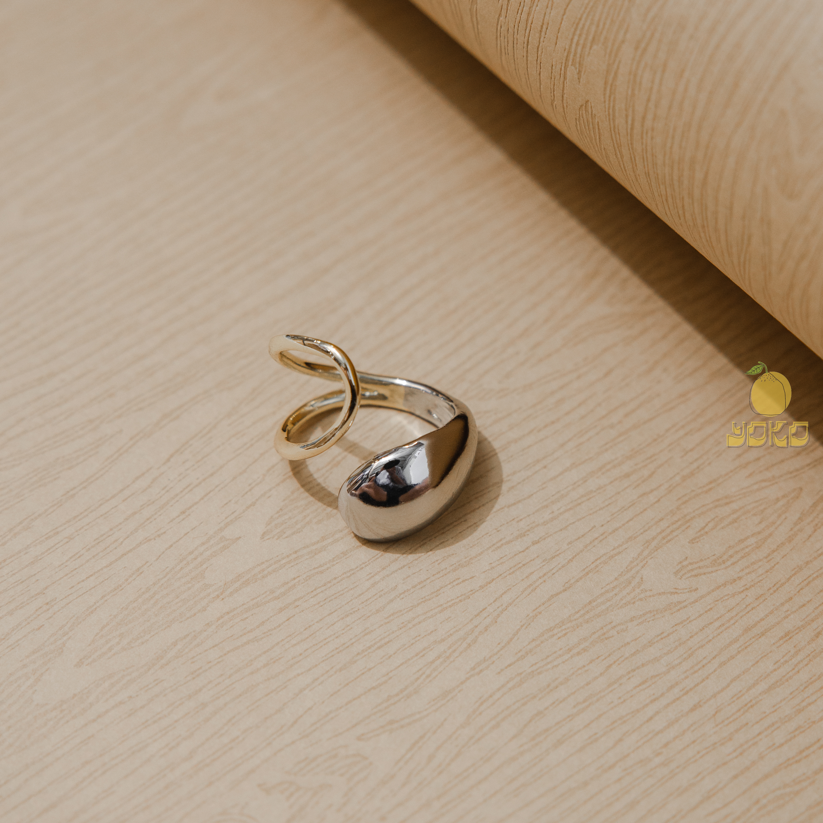 YOKO - 撞色圓球戒