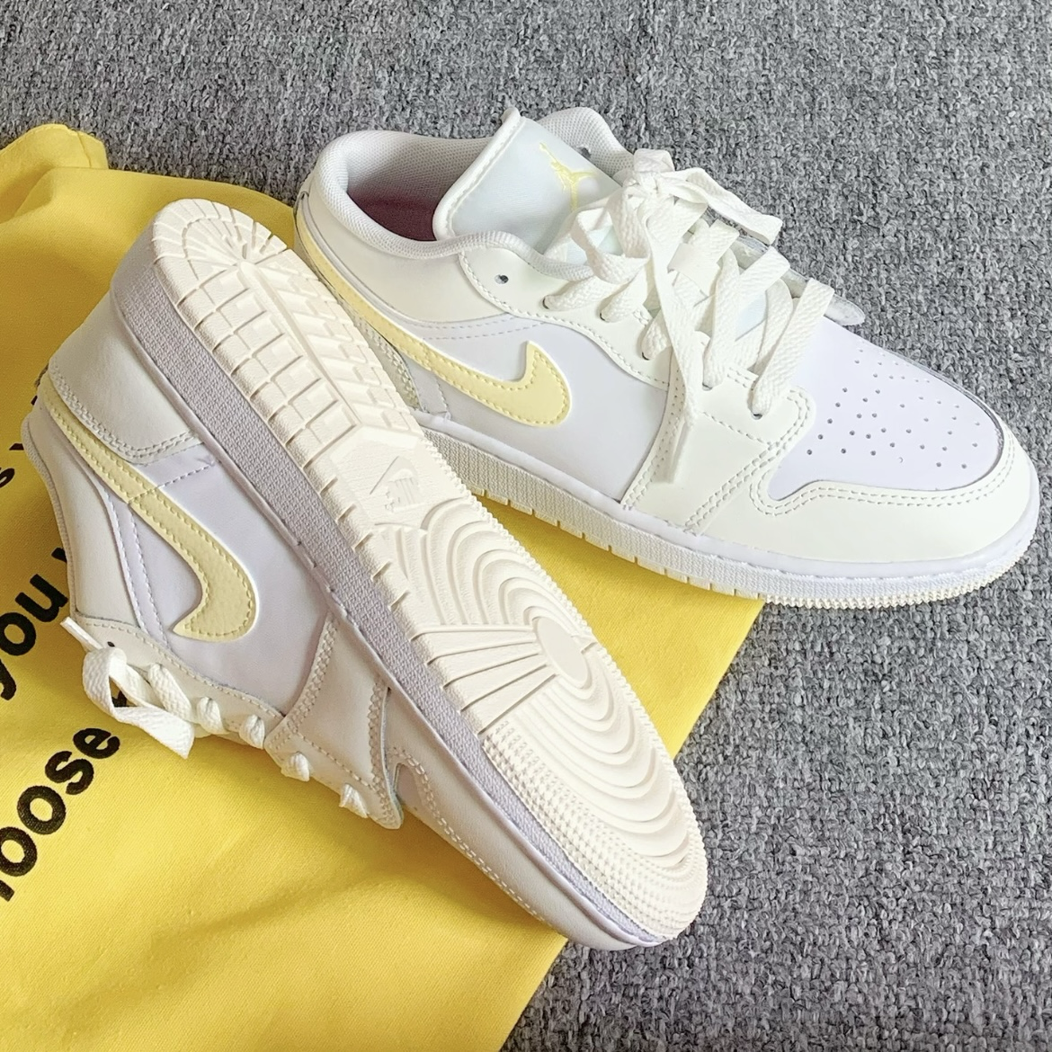 Nike Air Jordan 1 Low Zesty Lemon 檸檬黃白 青少年大童 FV8486-181