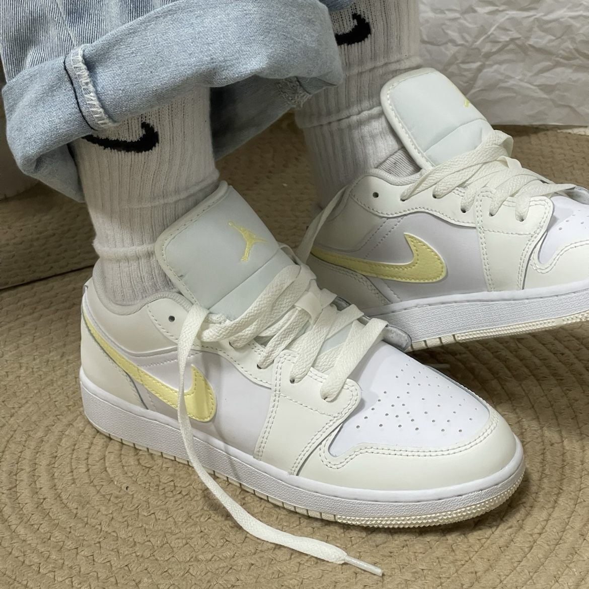 Nike Air Jordan 1 Low Zesty Lemon 檸檬黃白青少年大童FV8486-181