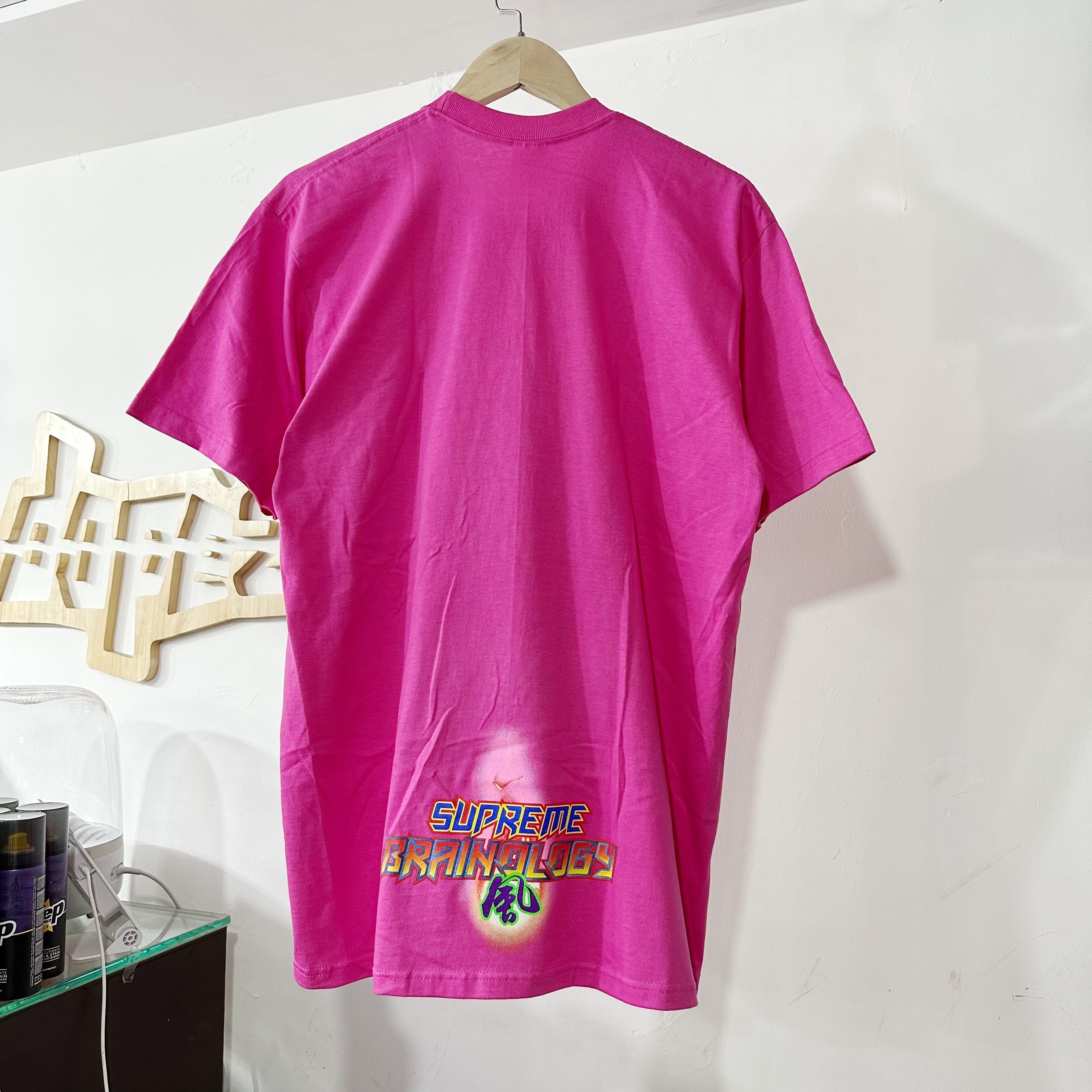 Supreme SS24 Electromagnetic Tee Fuchsia