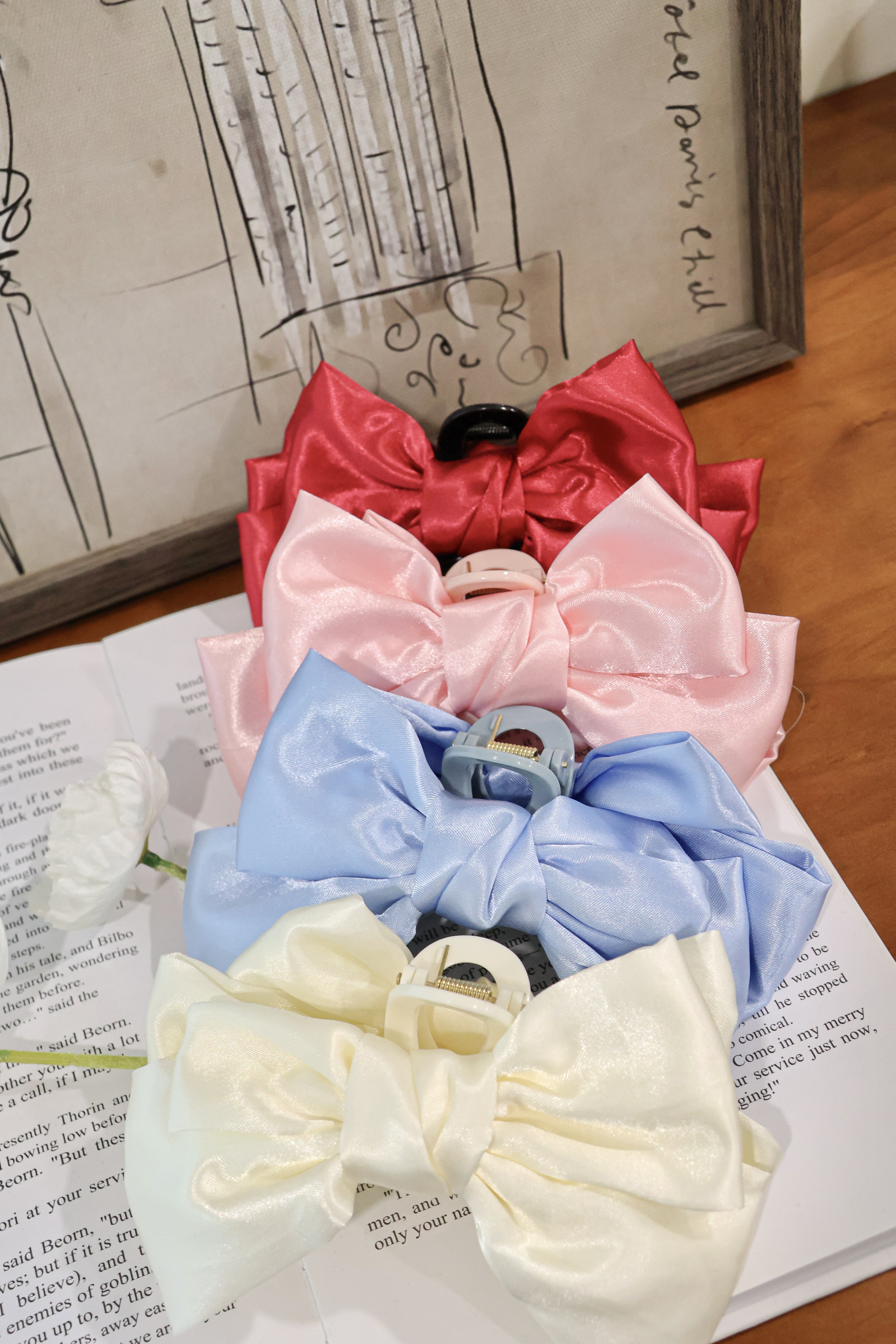 緞面大蝴蝶夾髮夾🎀