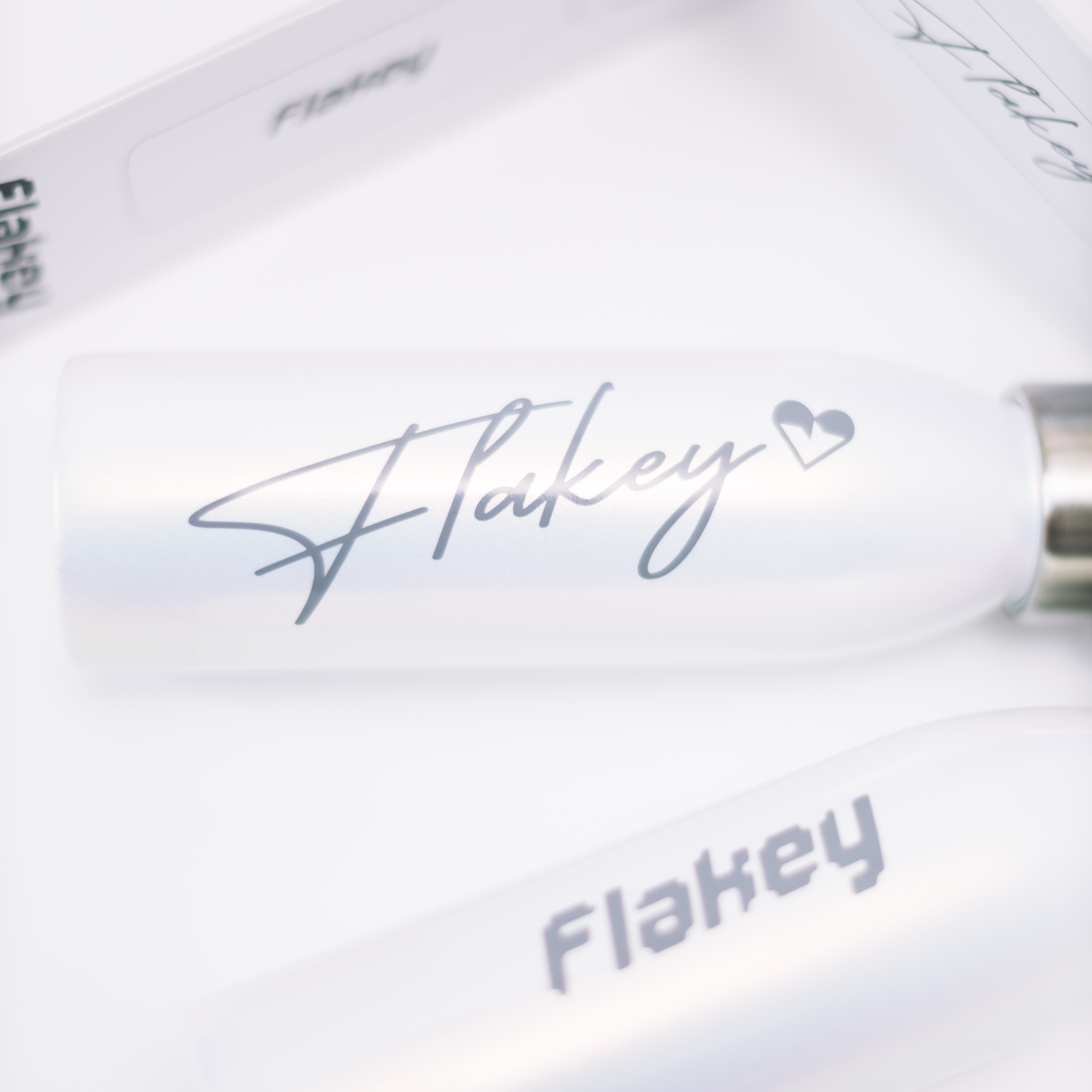 Flakey 環保冷熱保溫水樽(白色簽名款)