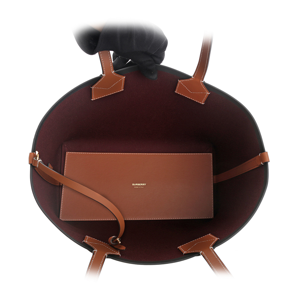 【BURBERRY】London 經典格紋棉質帆布小型托特包(石楠木棕/黑色) 8066163 A9534