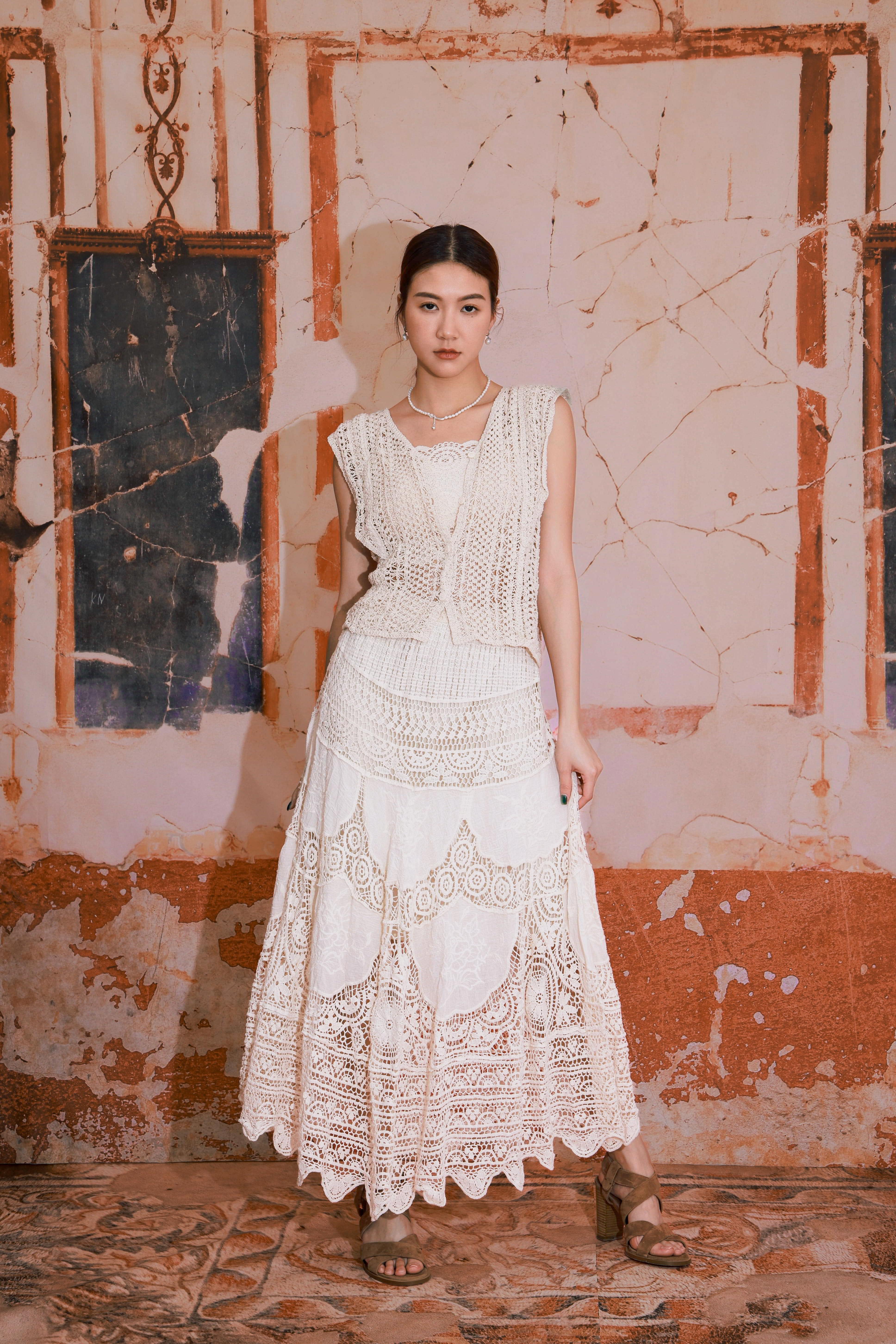 造型 845（上衣＋半截裙）