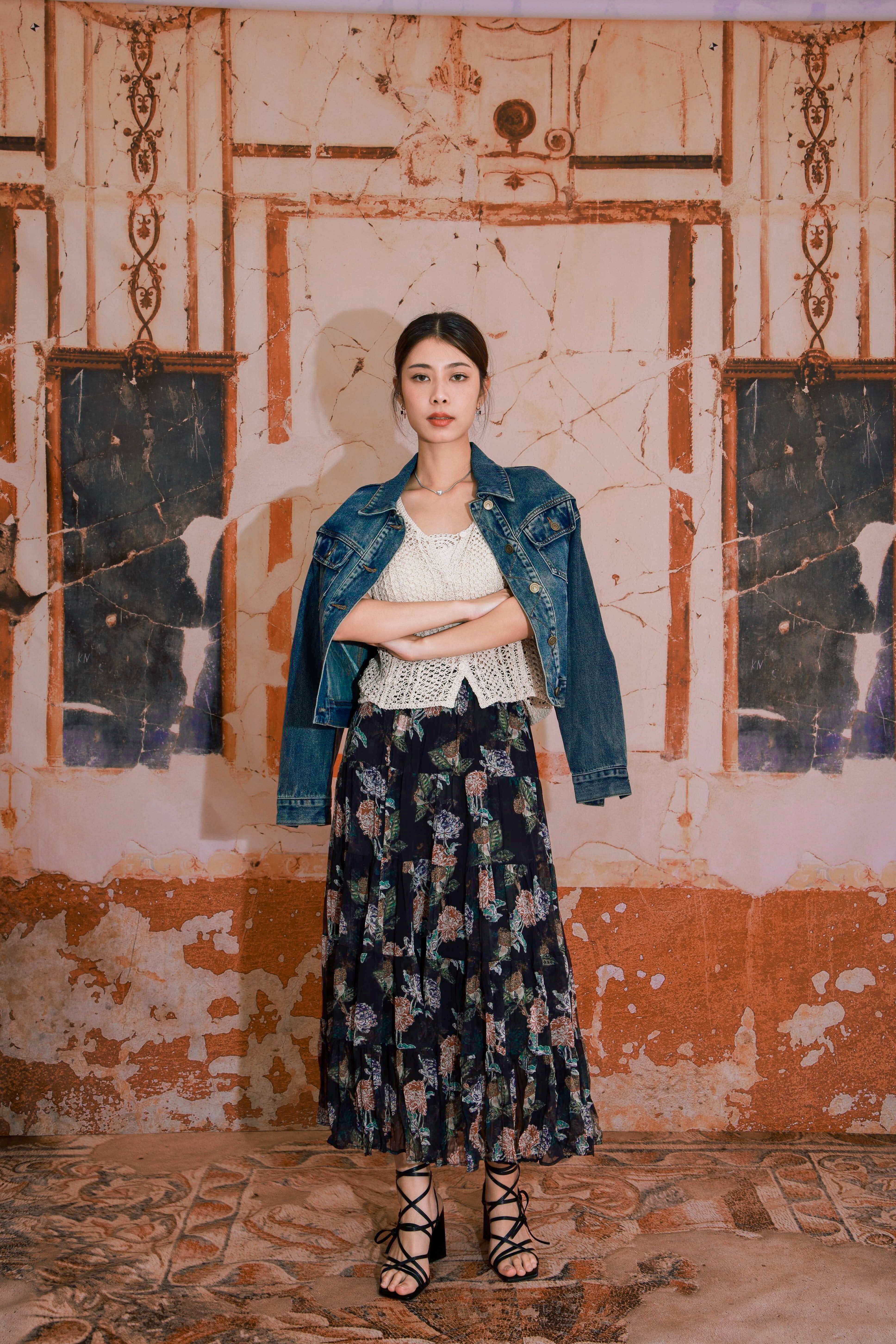 造型 846（外套＋上衣＋半截裙）