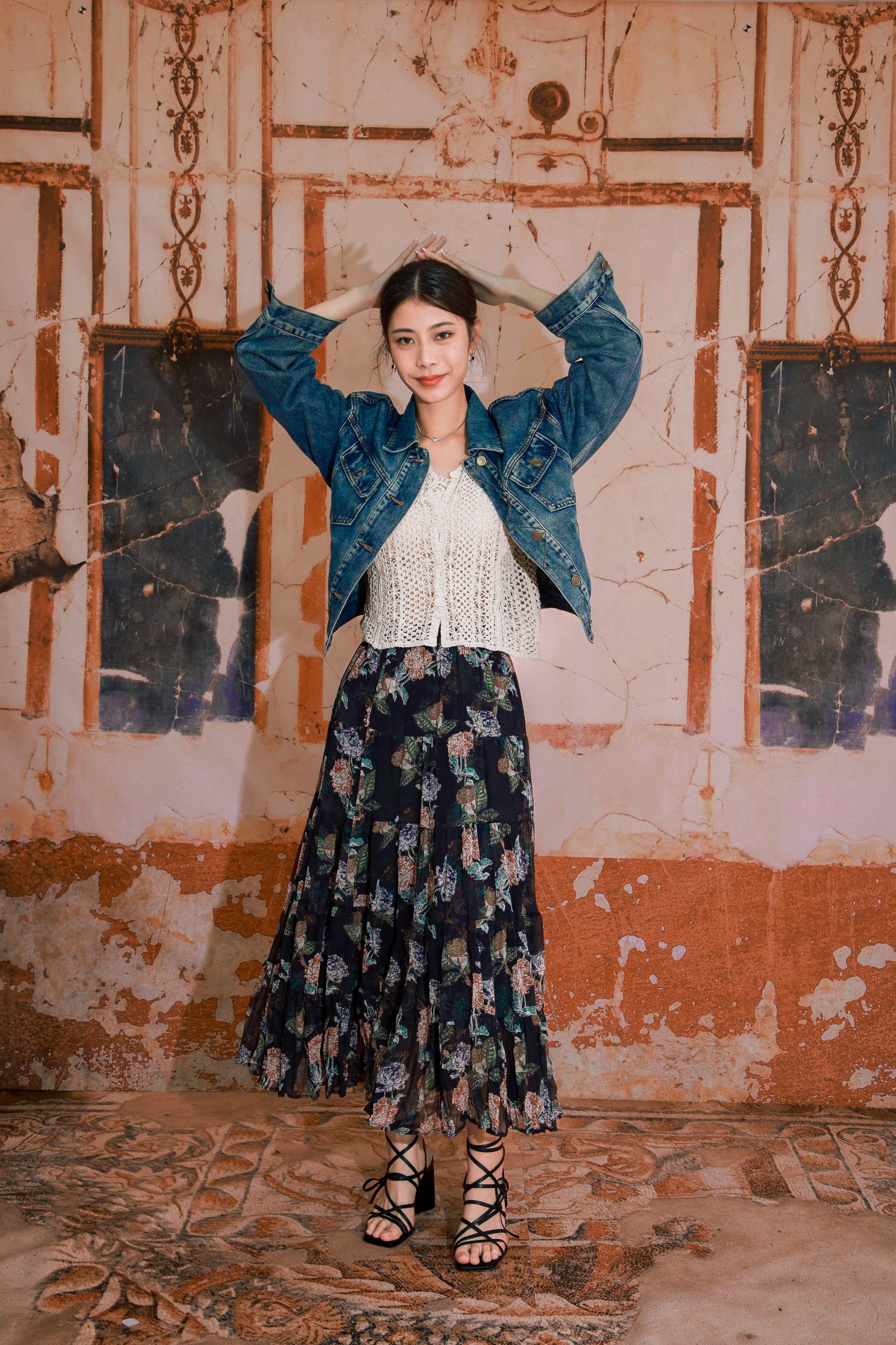 造型 846（外套＋上衣＋半截裙）