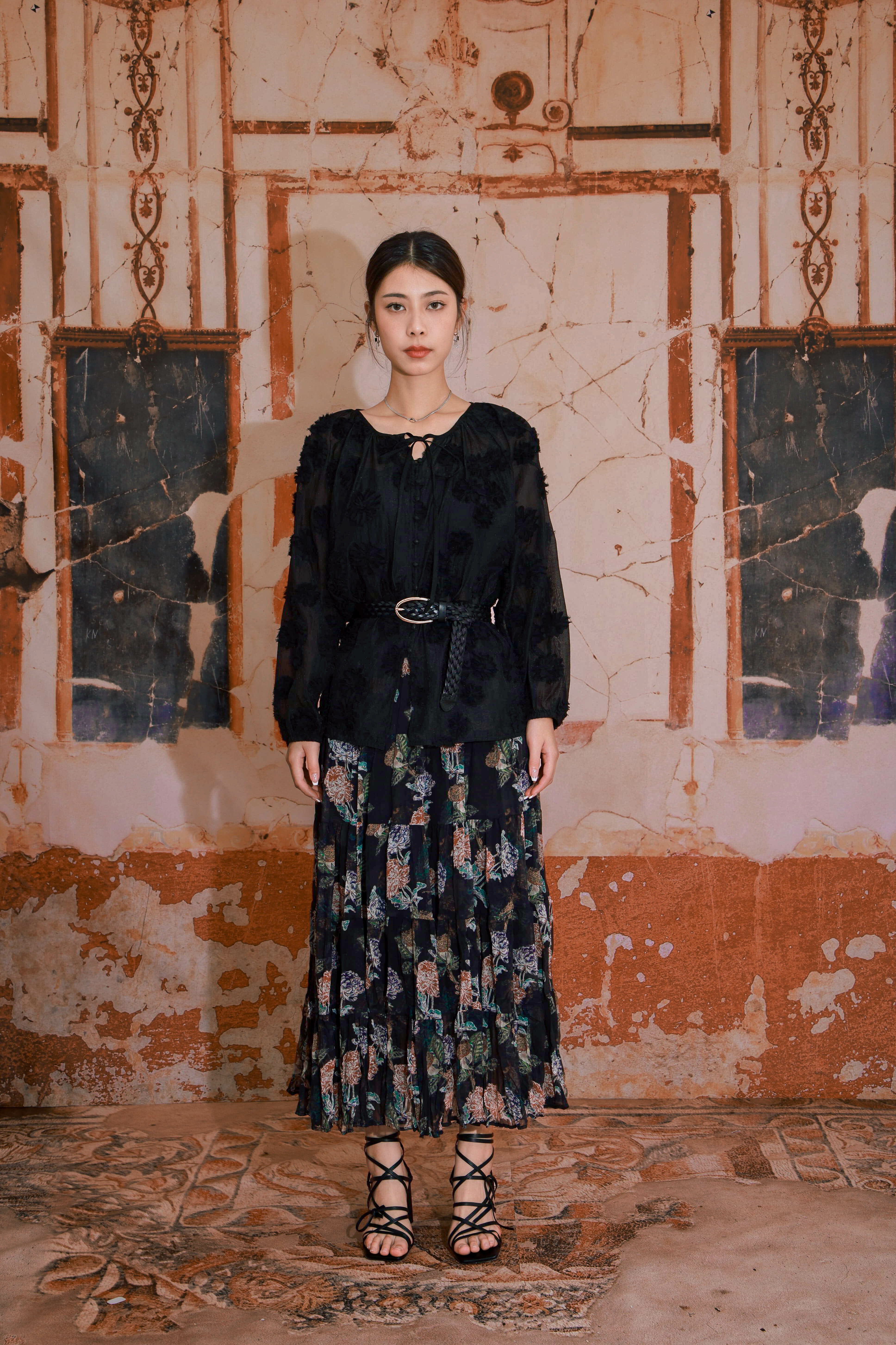 造型 847（上衣＋半截裙）