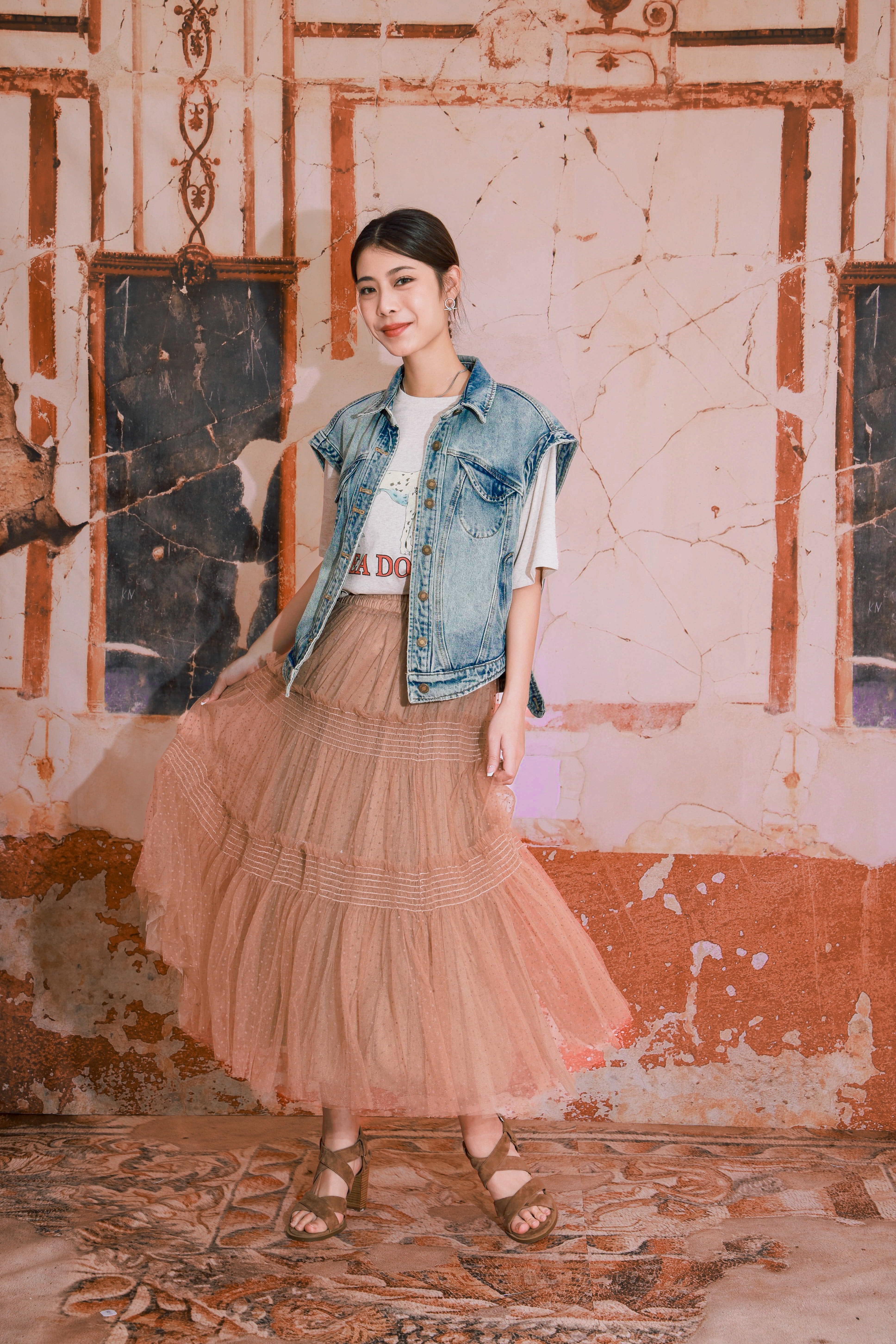 造型 850（背心＋Tee＋半截裙）