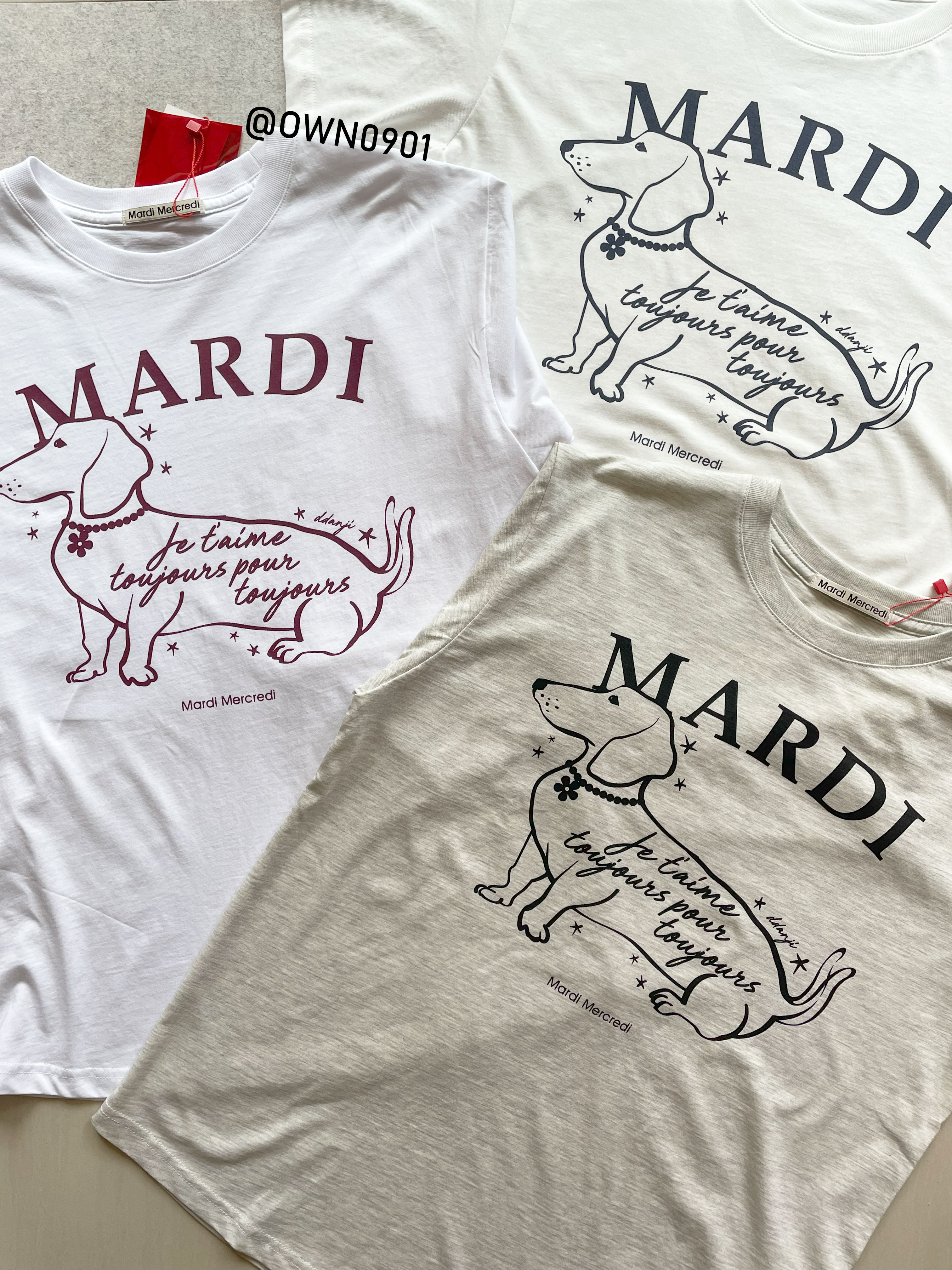 【OWN】MARDI MERCREDI 春夏 新品 側面 臘腸狗 短袖上衣 棉質 薄款 女款 單一尺寸 燕麥黑 米白藍 白酒紅