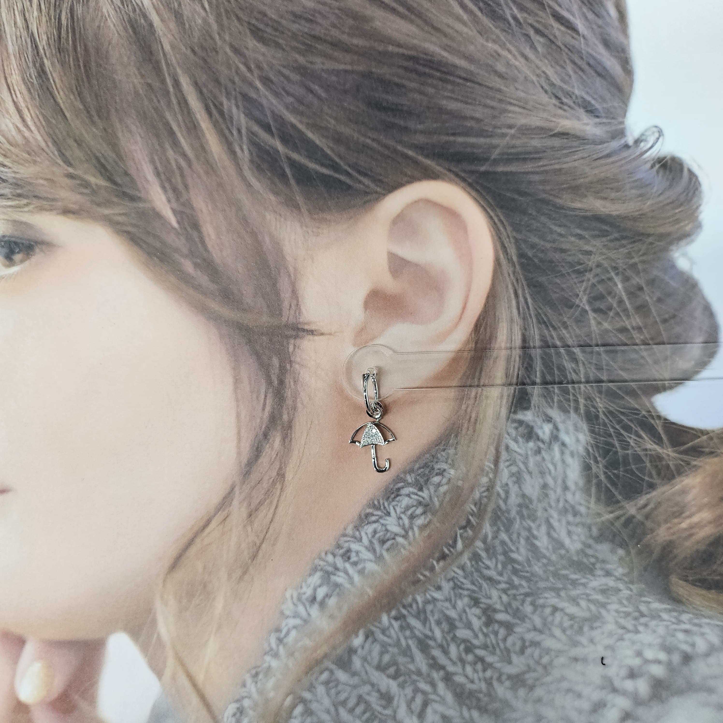 全新18K白金15份鑽石吊耳環