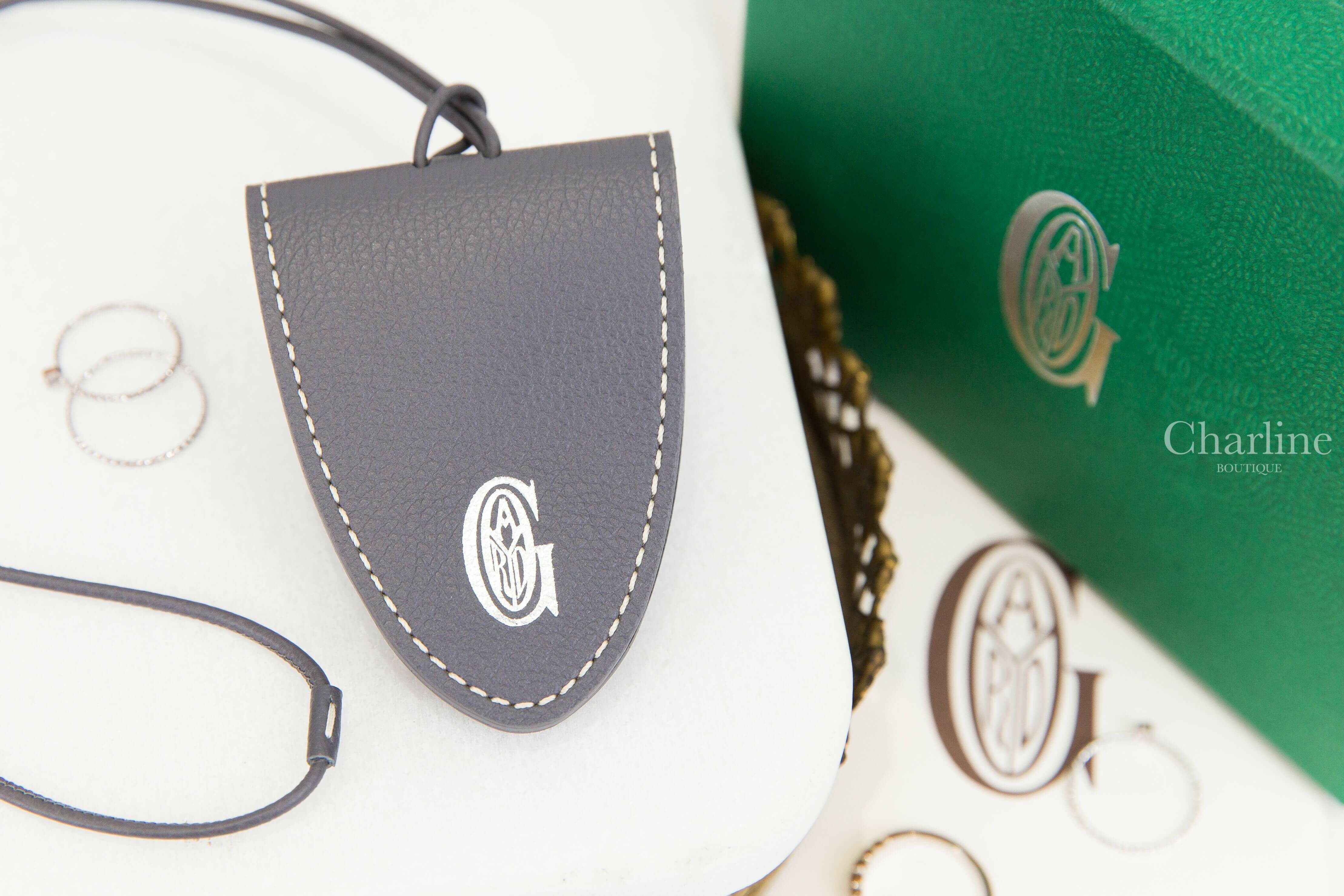 Goyard Croc Universel 灰色小牛皮磁吸吊飾-Charline Boutique 精品代購
