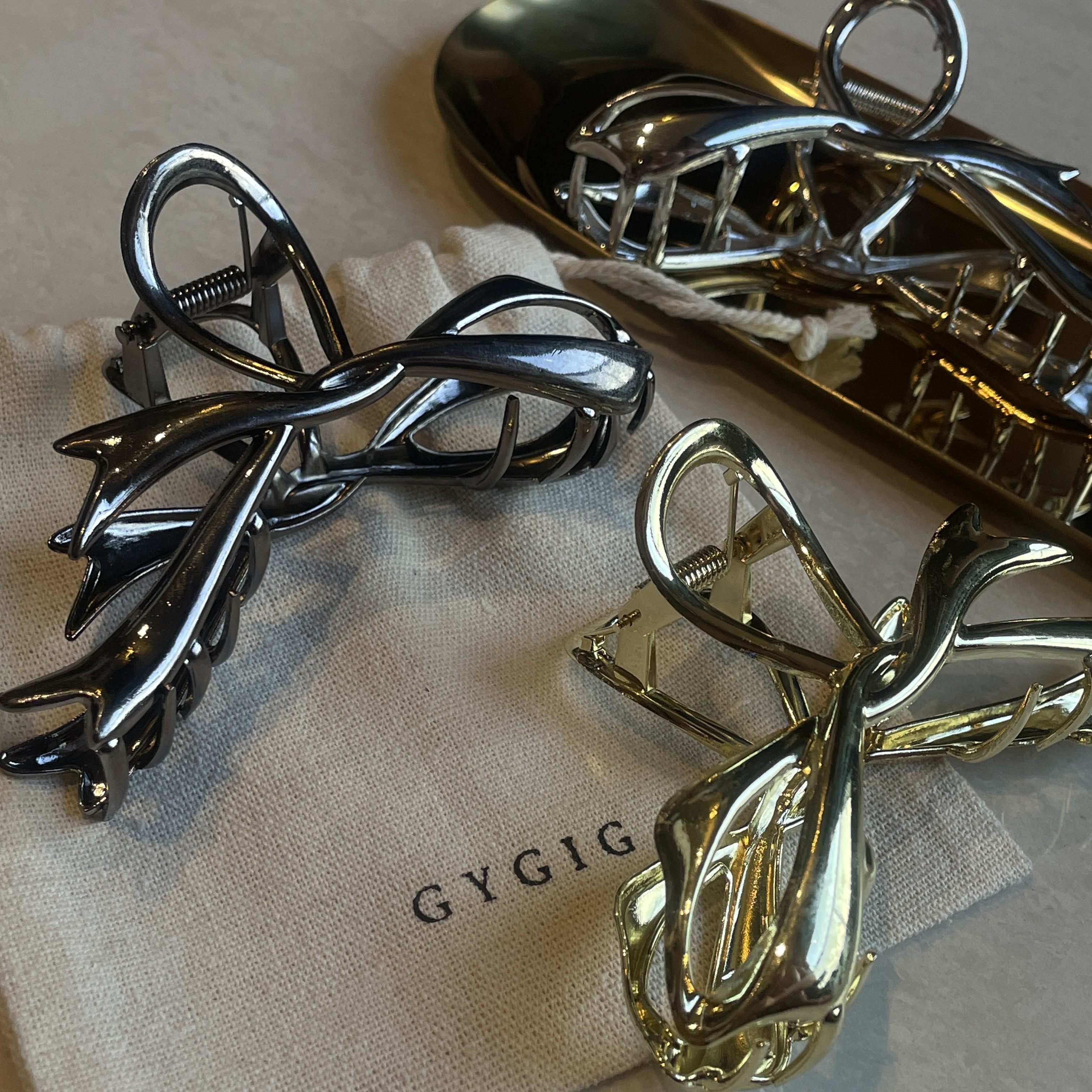 溫柔千金 蝴蝶結緞帶鬆弛感金屬髮夾