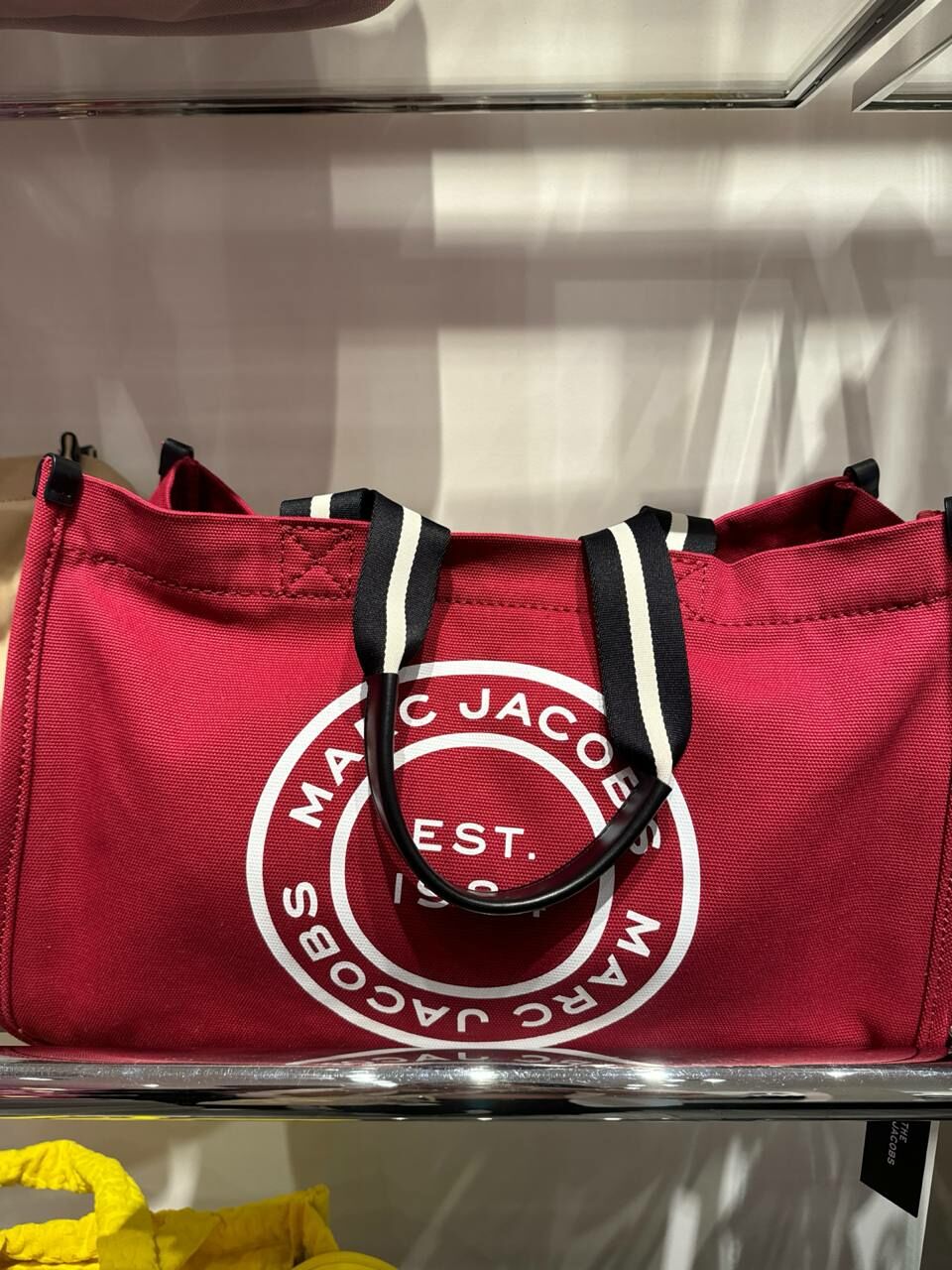 [S] MARC JACOBS H052M06FA21-629 SIGNET CANVAS LARGE TOTE BAG,SAVVY RED, 196611020152 (SMJ281)
