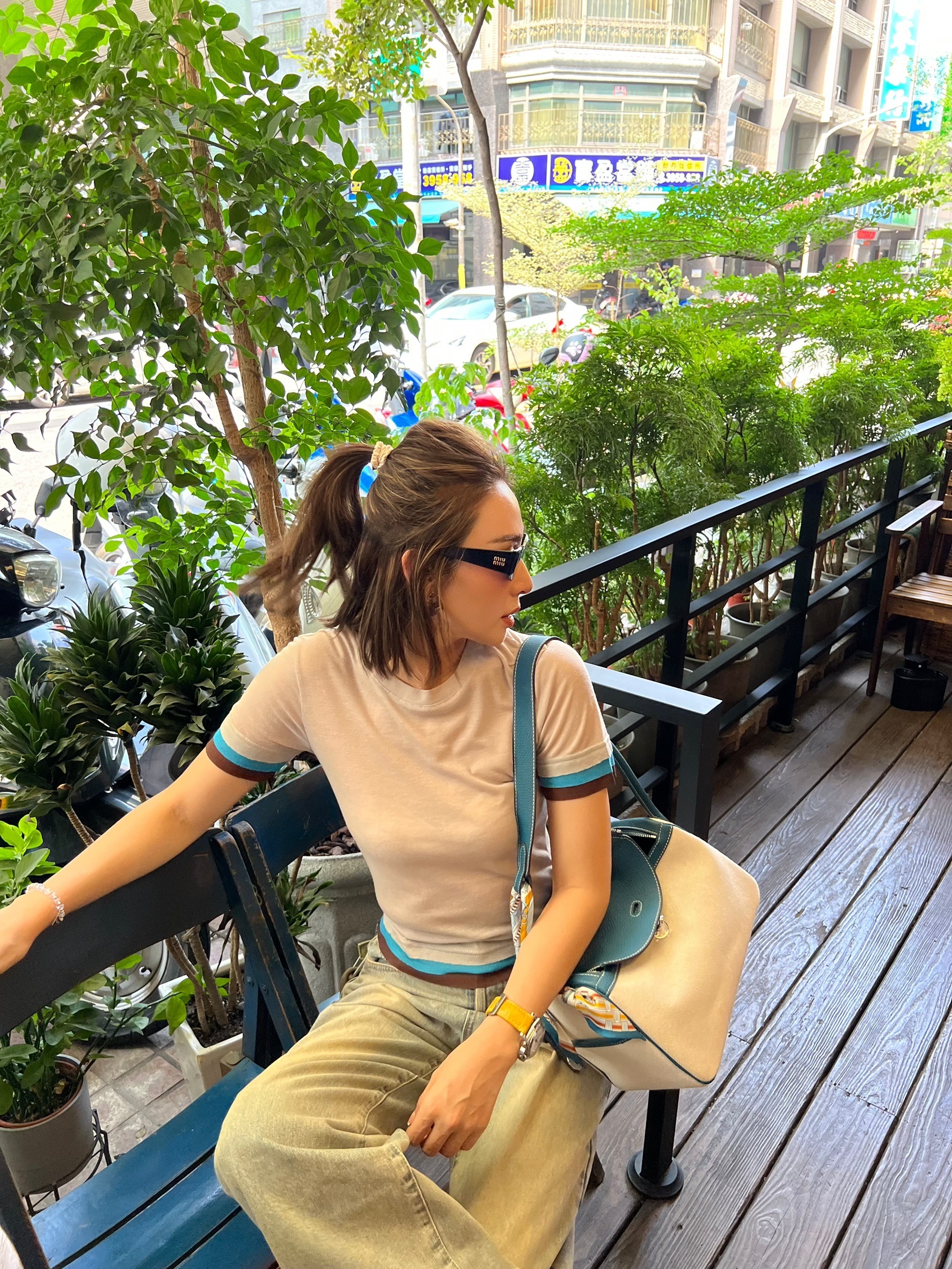 撞色三層袖軟針織上衣