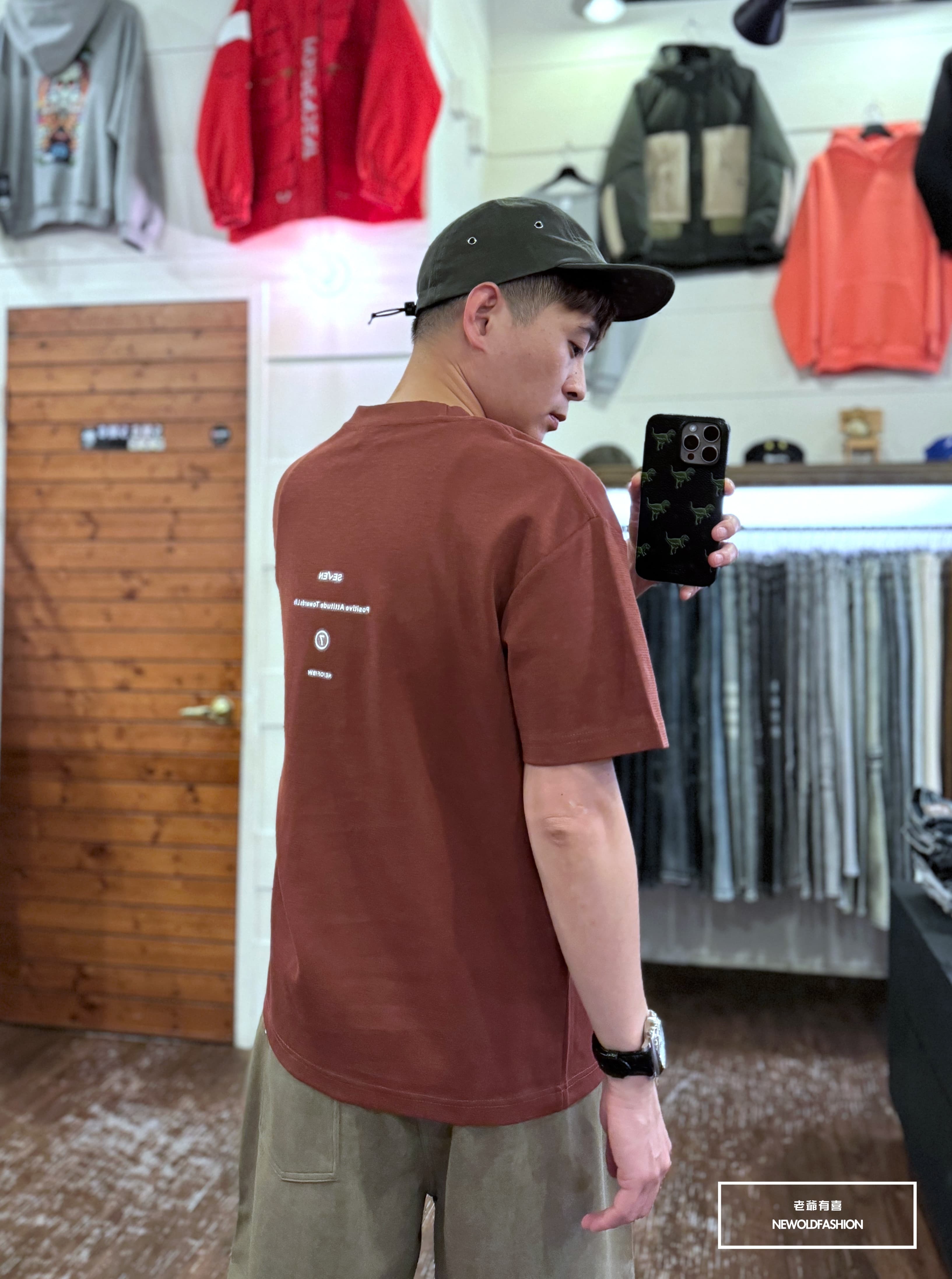 『新品上市』重磅7英字標語短T(NOF2404N8059)-紅