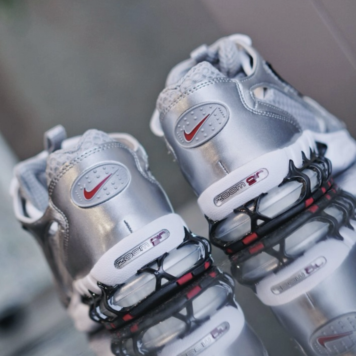 Nike Air Zoom Metallic Silv 金屬灰銀 銀彈 銀白 氣墊慢跑鞋