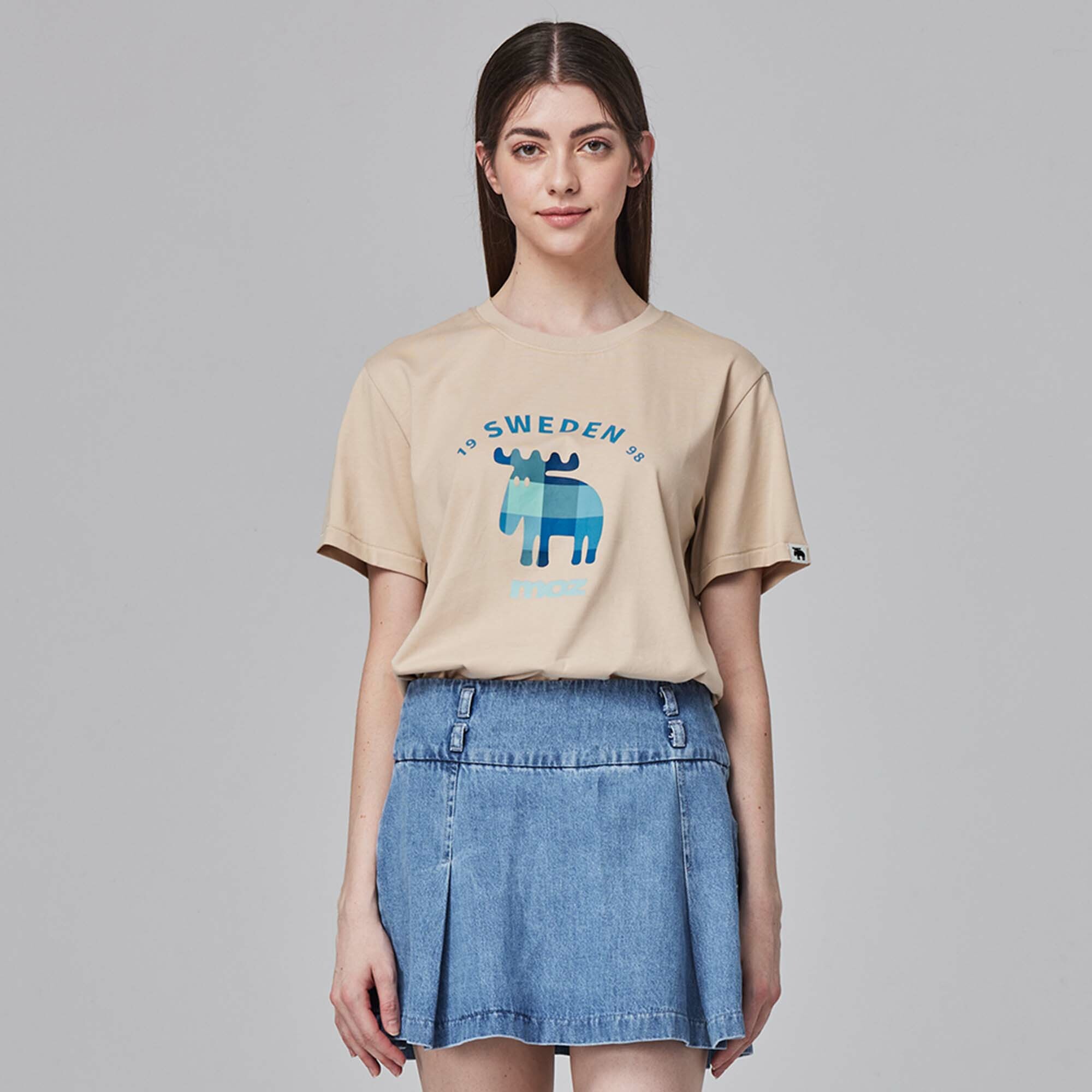 moz瑞典 格紋駝鹿 舒適柔棉 100%純棉短T-伯爵奶茶(亞洲版)男女共款