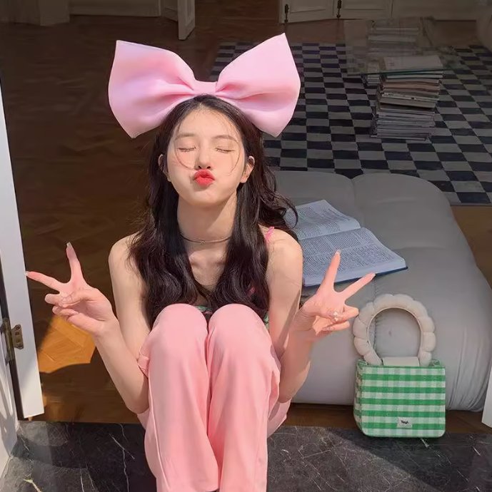 Oversized Cute Standing Ribbon Headband