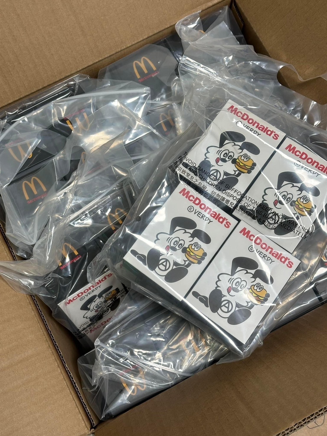 台北店限量專區㊙<香港限定>𝙑𝙚𝙧𝙙𝙮 𝙭 𝙈𝙘𝘿𝙤𝙣𝙖𝙡𝙙'𝙨 台北店限量專區㊙<香港限定>𝙑𝙚𝙧𝙙𝙮 𝙭 𝙈𝙘𝘿𝙤𝙣𝙖𝙡𝙙'𝙨