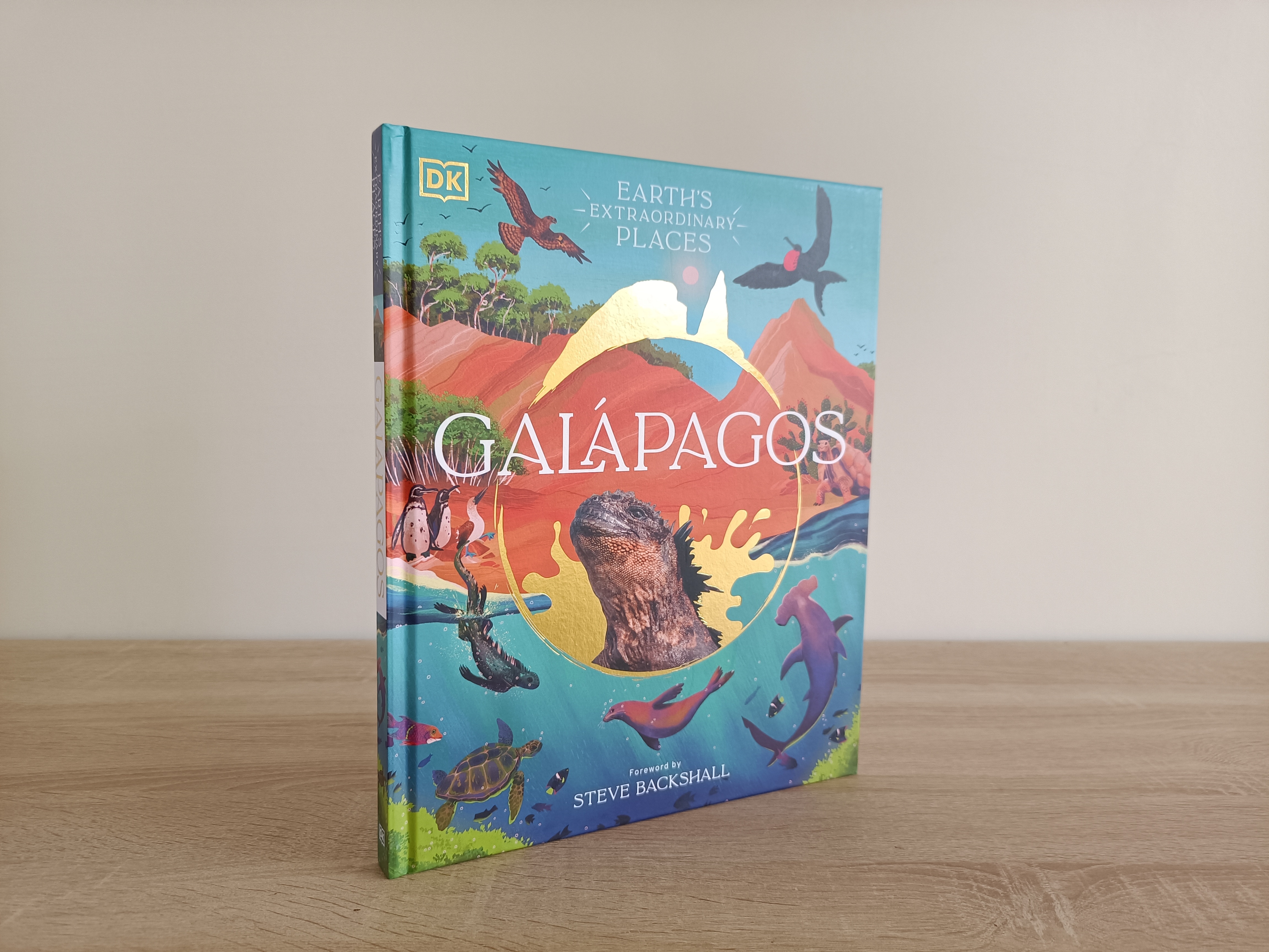 漫遊奇妙的生物進化島嶼 —《Galapagos》