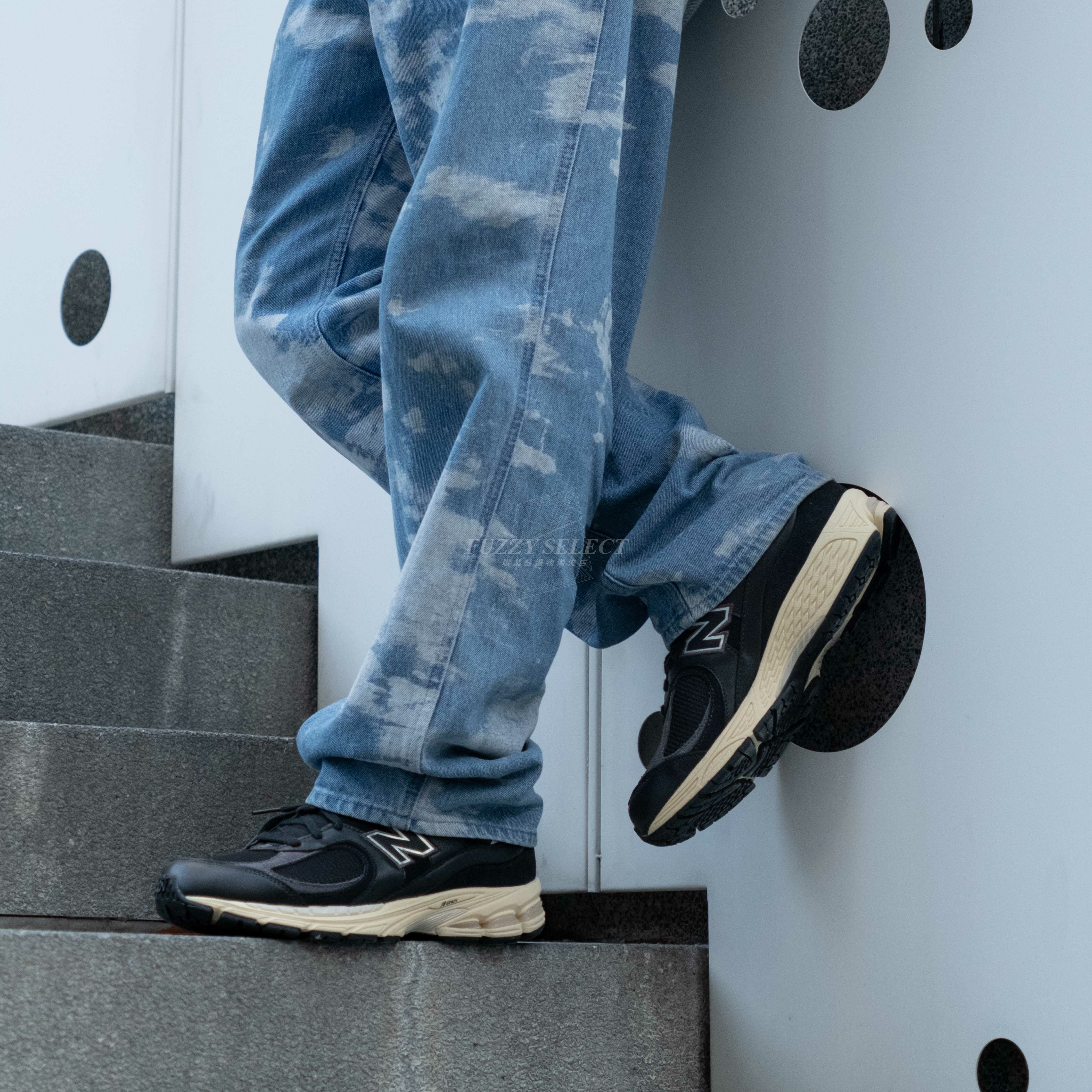 【逢甲 FUZZY】New Balance 2002R 復古 麂皮 日系 情侶鞋 黑 奶油底 M2002RIB