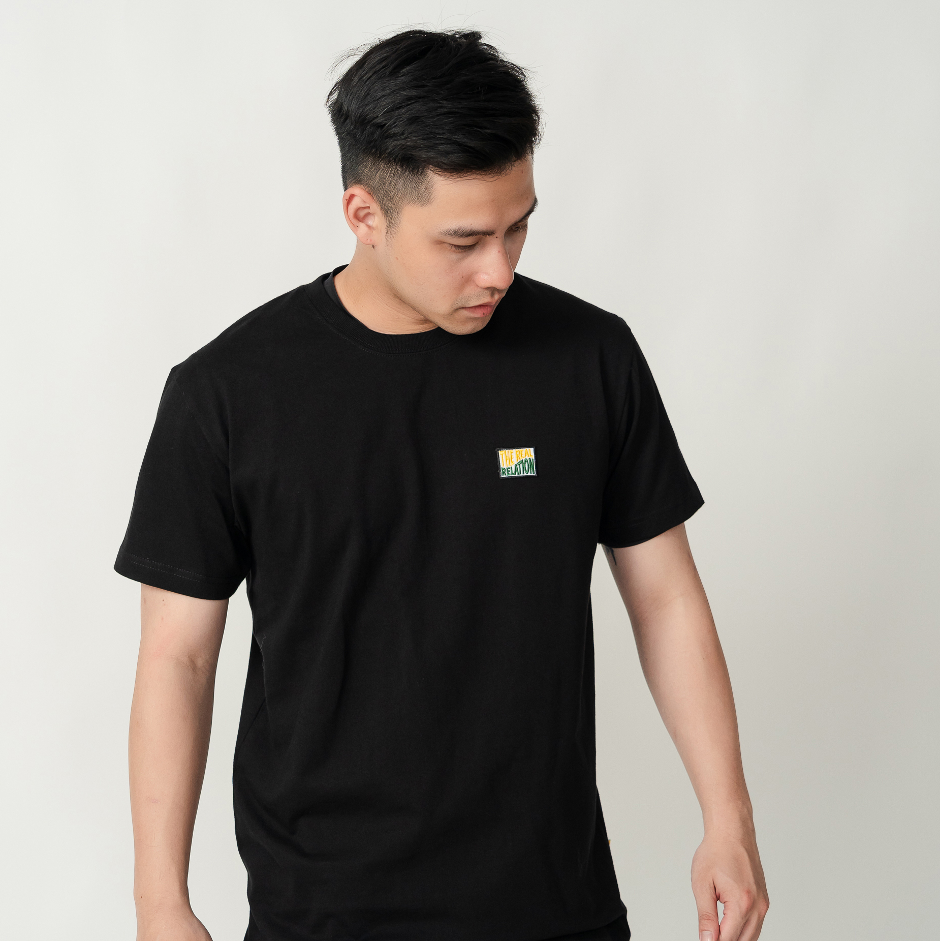 REALATiON 24SS "THE REAL RELATION" FIT TEE - Black