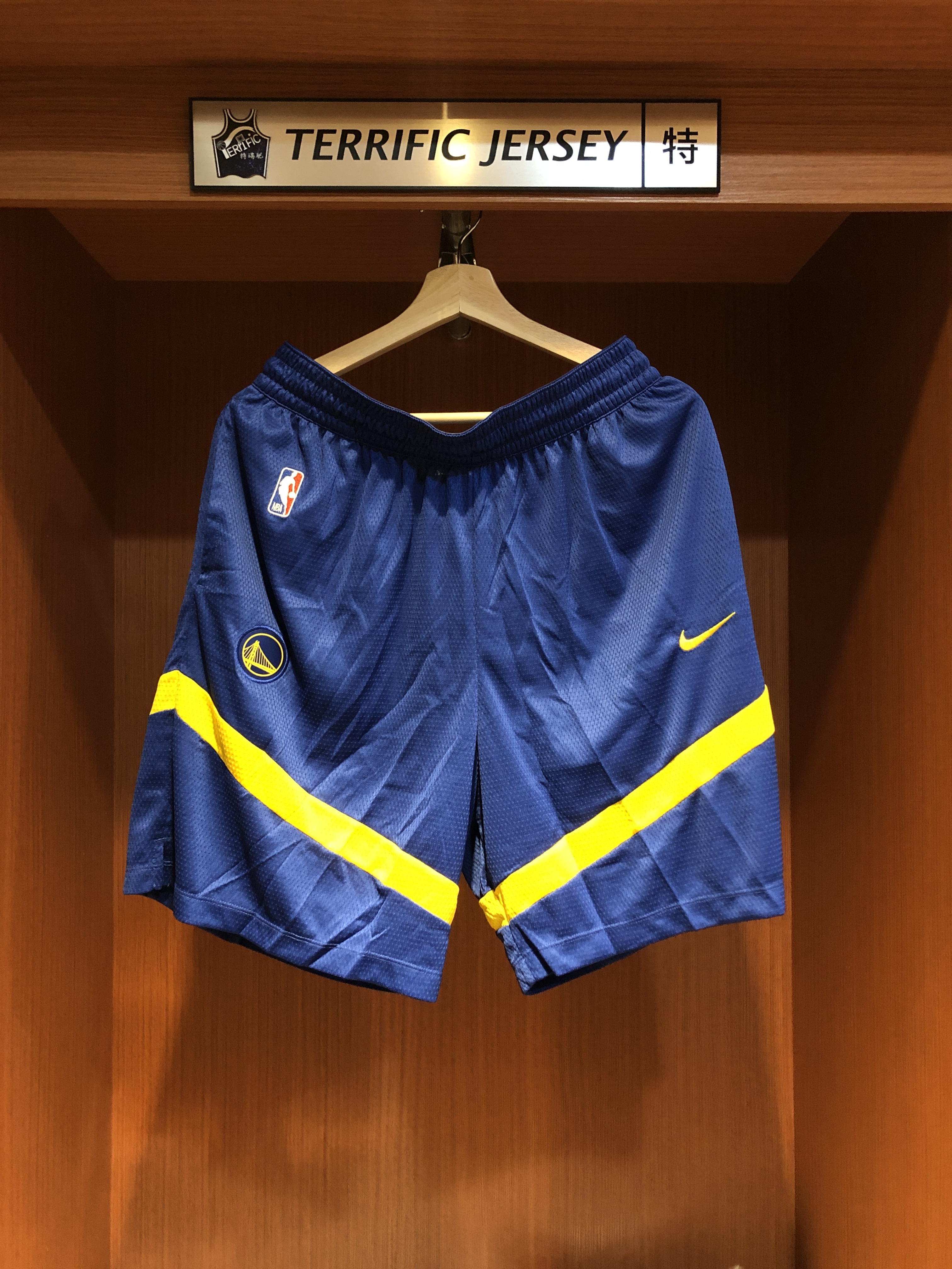 NBA球褲 Golden State Warriors 勇士熱身球褲 賽前熱身 球員實穿 訓練用 Nike On-Court Practice Warmup Performance Shorts 有口袋 全新