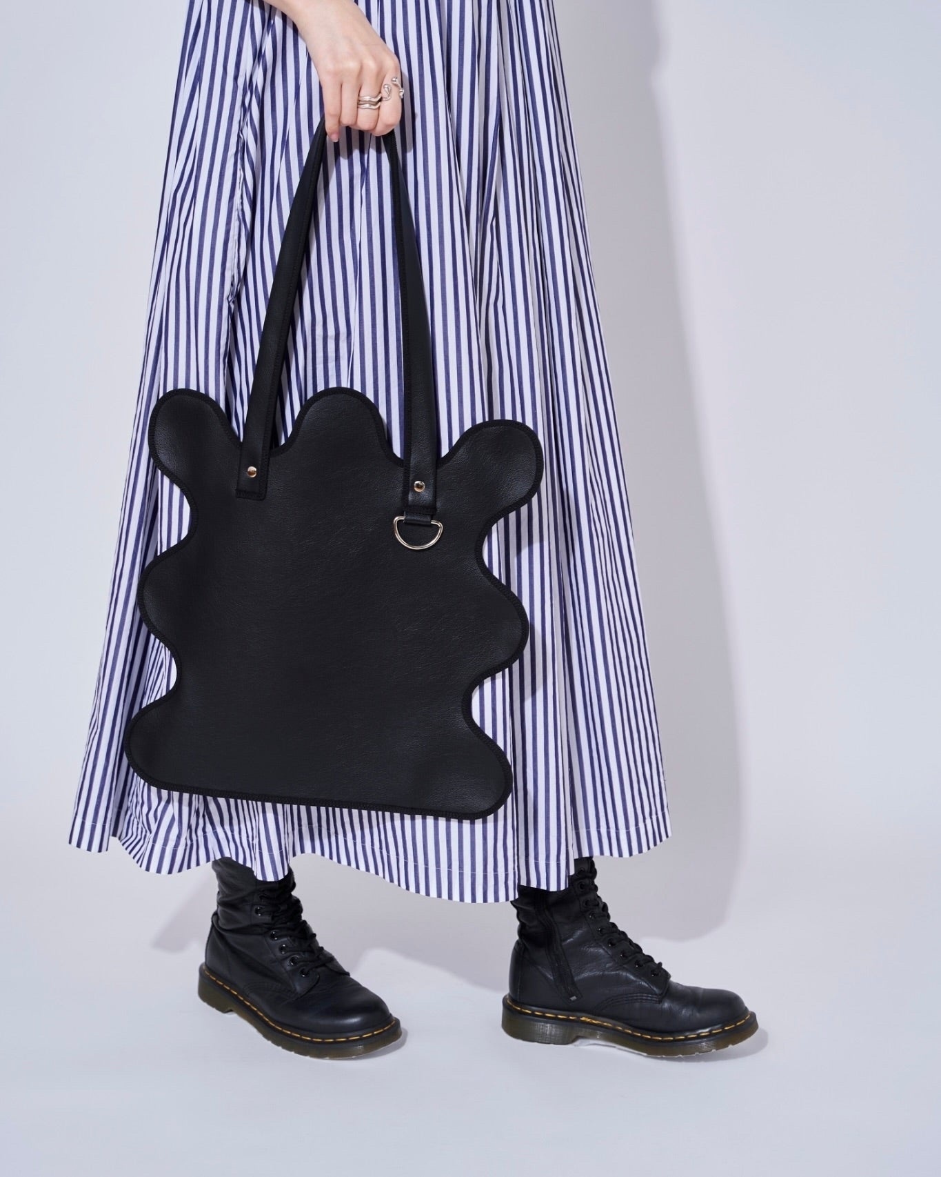 Nori 波浪手提肩包 黑色