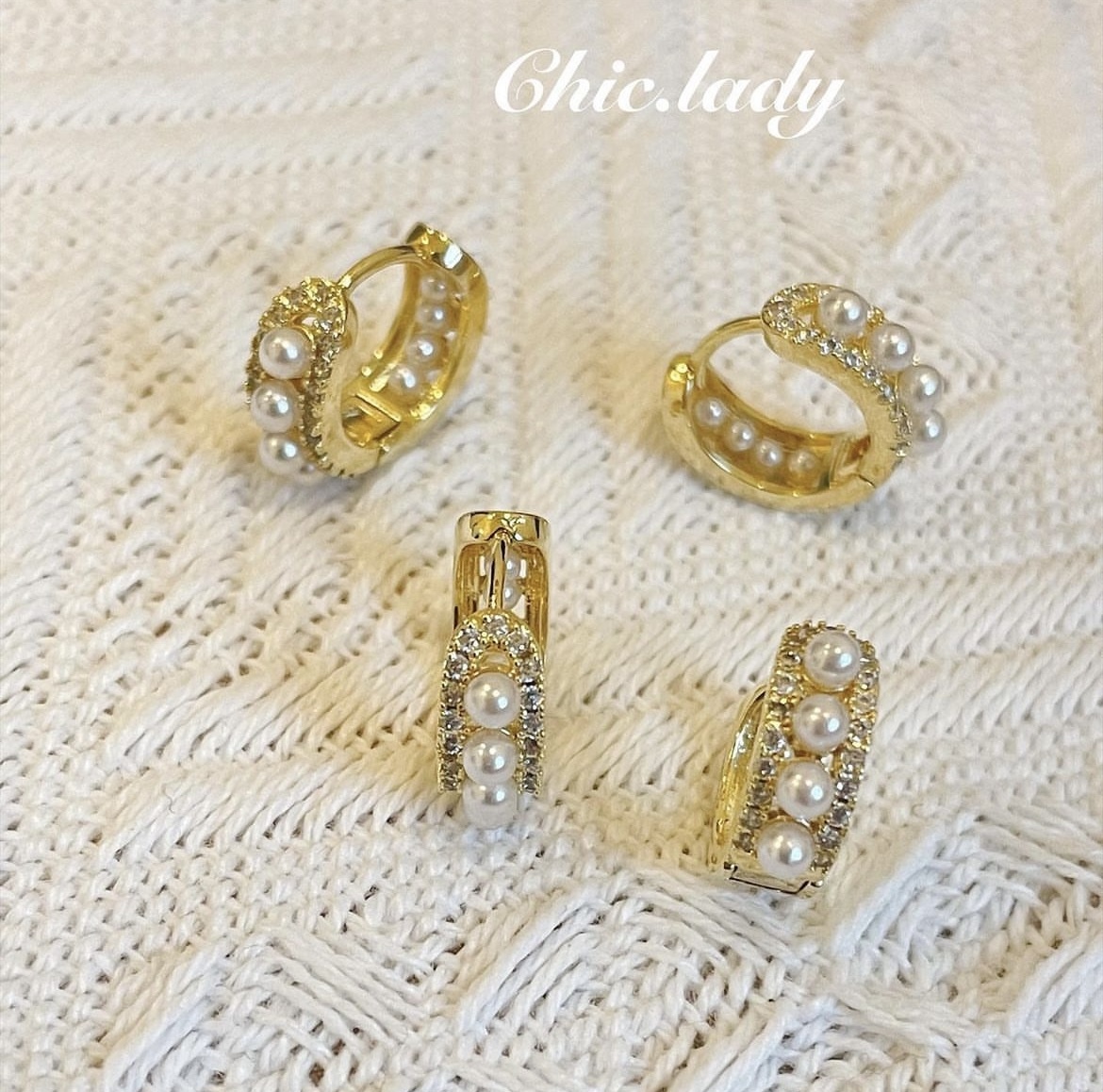 Earrings | 塞納河畔的少女