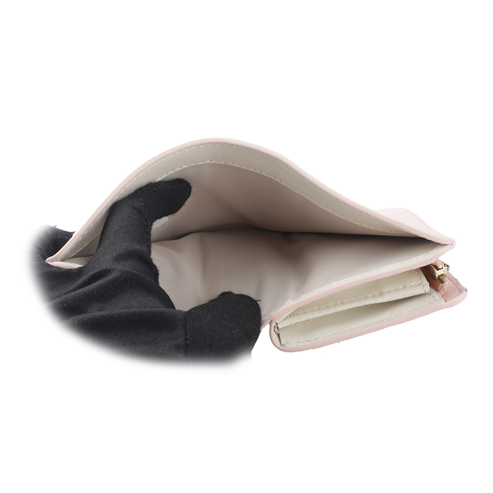 【MARC JACOBS】The Snapshot 防刮皮革暗釦二折撞色短夾(玫瑰粉) 2F3SMP062S07 695