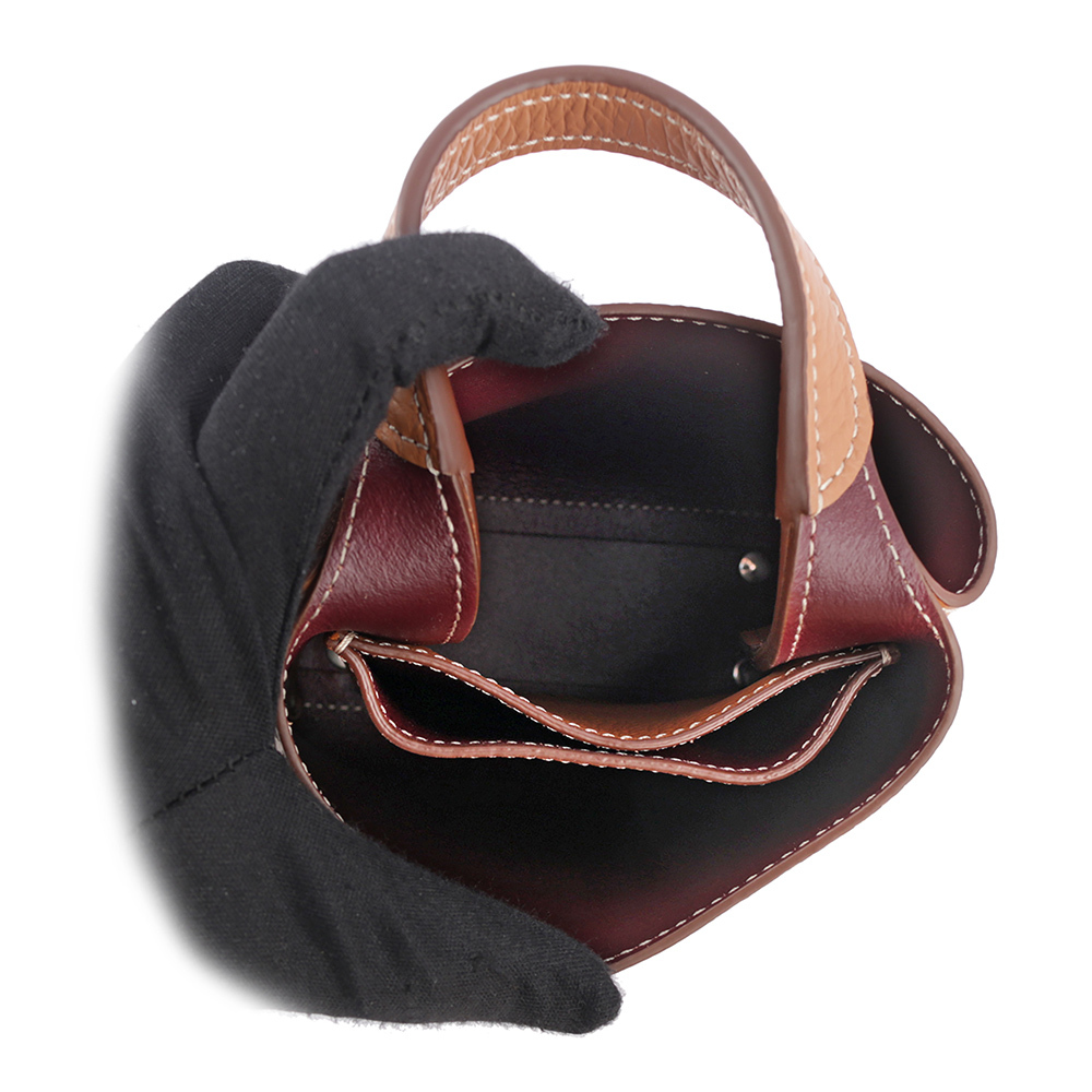 【TOD'S】T Logo 超小號手提/斜背二用皮革手機包(棕色) XBWAPAT9000QRI 9P13