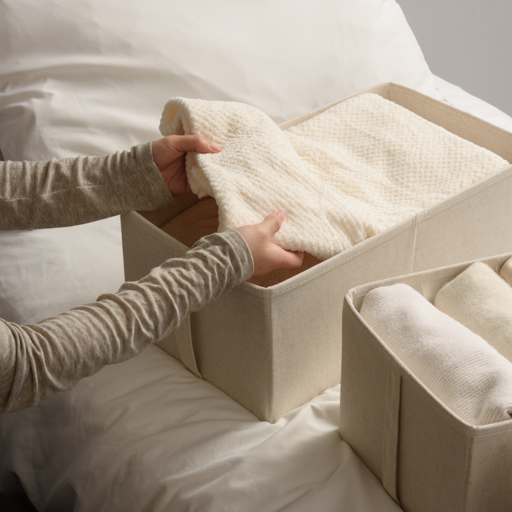 使用 ALFIO 衣物分格收納箱，衣物整理更方便