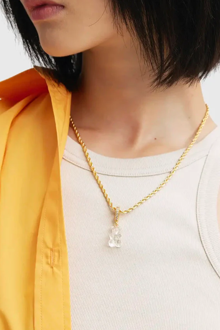 Crystal Haze｜NOSTALGIA BEAR 金色鑲鑽透明白色小熊墜飾