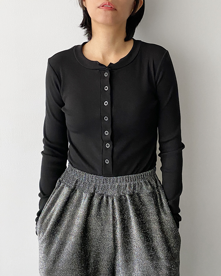 MFT-2514 鈕釦坑條T恤