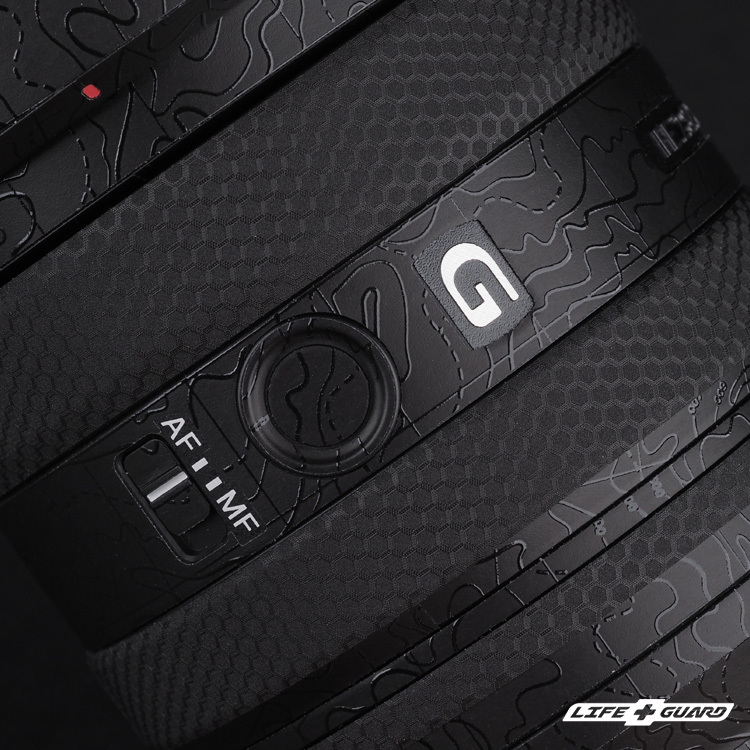 SONY FE 24-50mm F2.8 G鏡頭貼膜展示圖，LIFE+GUARD 風格設計