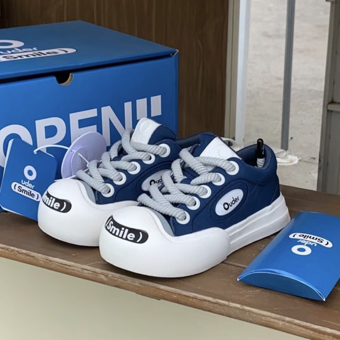Ouder Smiler 開口笑 圓頭 厚底 低筒 帆布鞋 平民版 解構 藍白